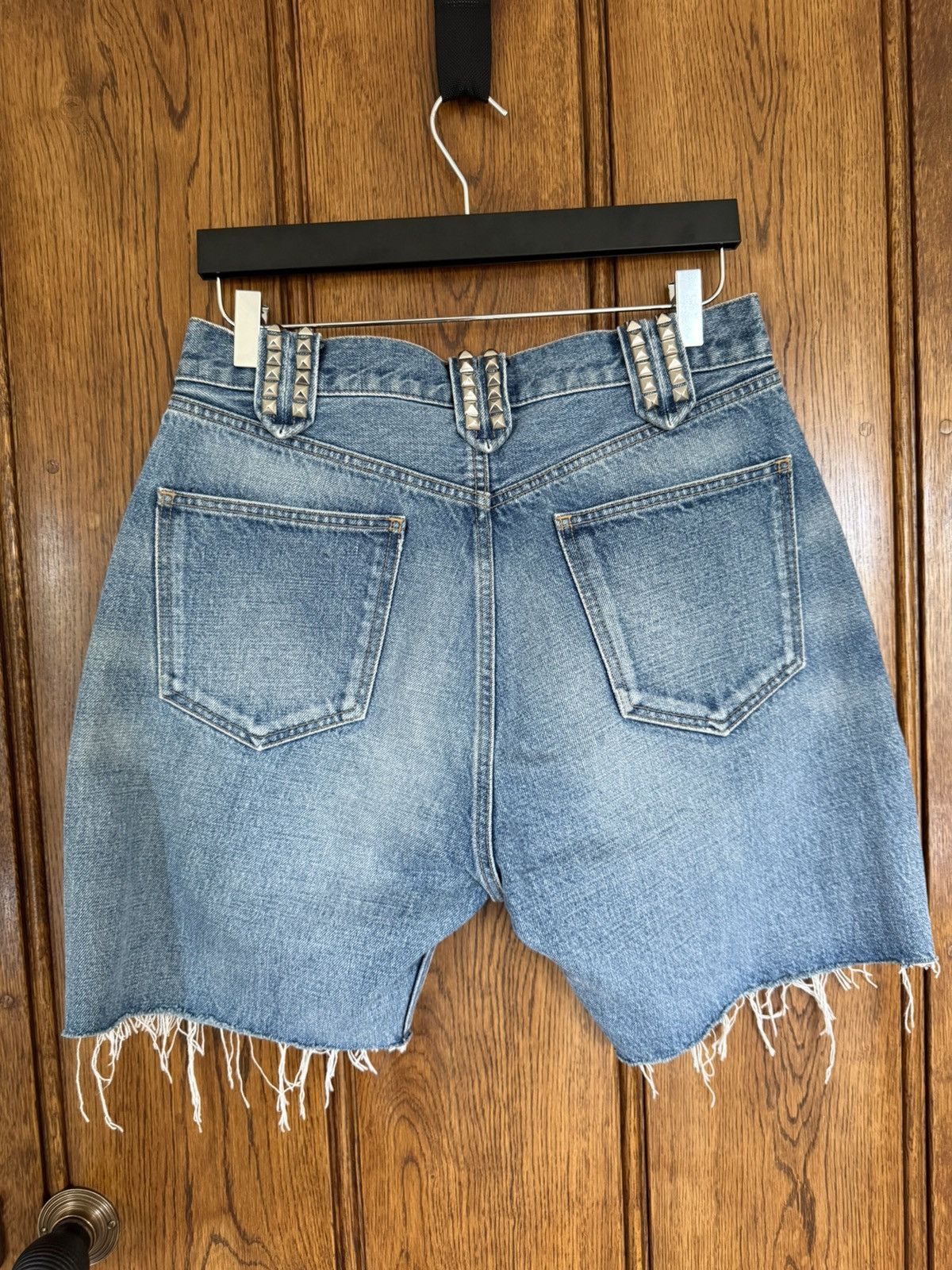 Celine SS24 Celine studded Zuma wash raw hem jean shorts Hedi 30 31 Size US 30 / EU 46 - 16 Thumbnail