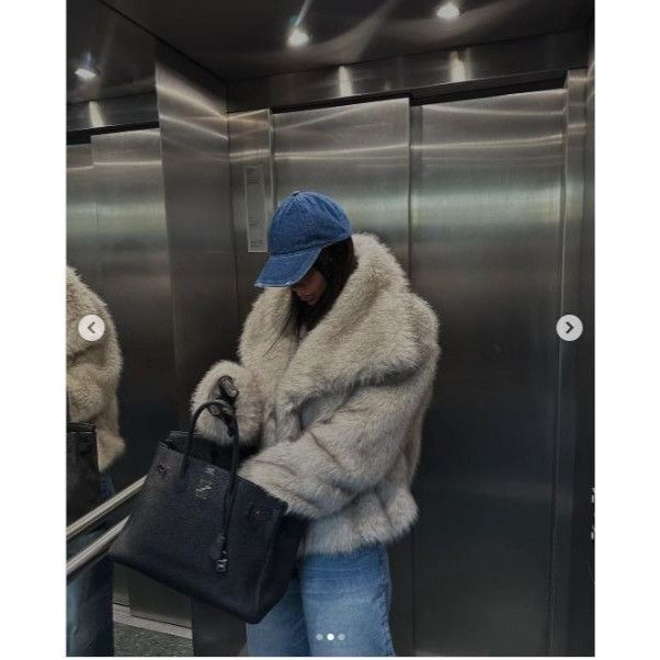 Zara ZARA NEW WOMAN SHORT FAUX FUR JACKET ALL SIZES REF. ECRU 4 Grailed
