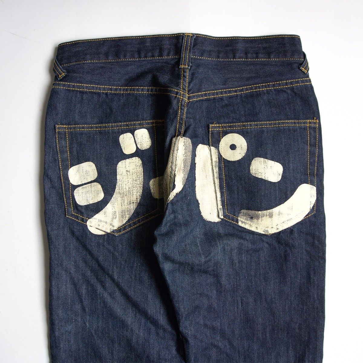 Vintage CUNE Painted Jeans Denim Pants Size 32 Size US 32 / EU 48 - 1 Thumbnail
