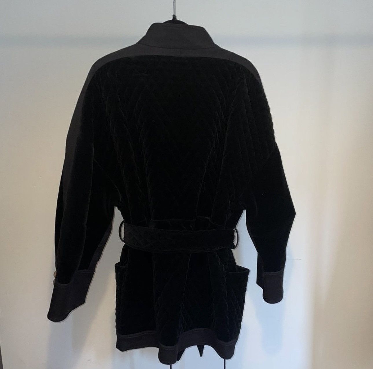 Balmain BALMAIN Black Velvet Wrap Coat Quilted Size XL / US 12-14 / IT 48-50 - 5 Thumbnail