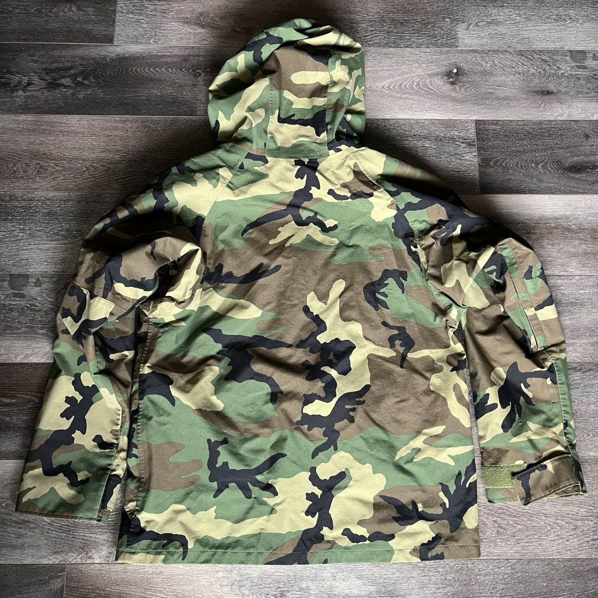 Vintage Vintage 1990s US Military Army Cold Weather Camo Print Parka Size US M / EU 48-50 / 2 - 2 Thumbnail