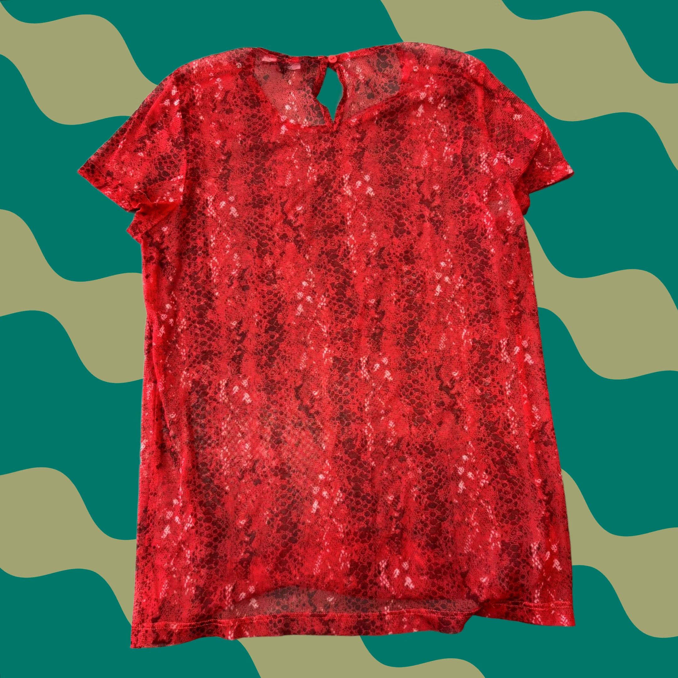 Vintage VINTAGE Vero Moda Blouse Women M Red Snake Animal Print Micro Sheer Casual Tee Size M / US 6-8 / IT 42-44 - 1 Thumbnail