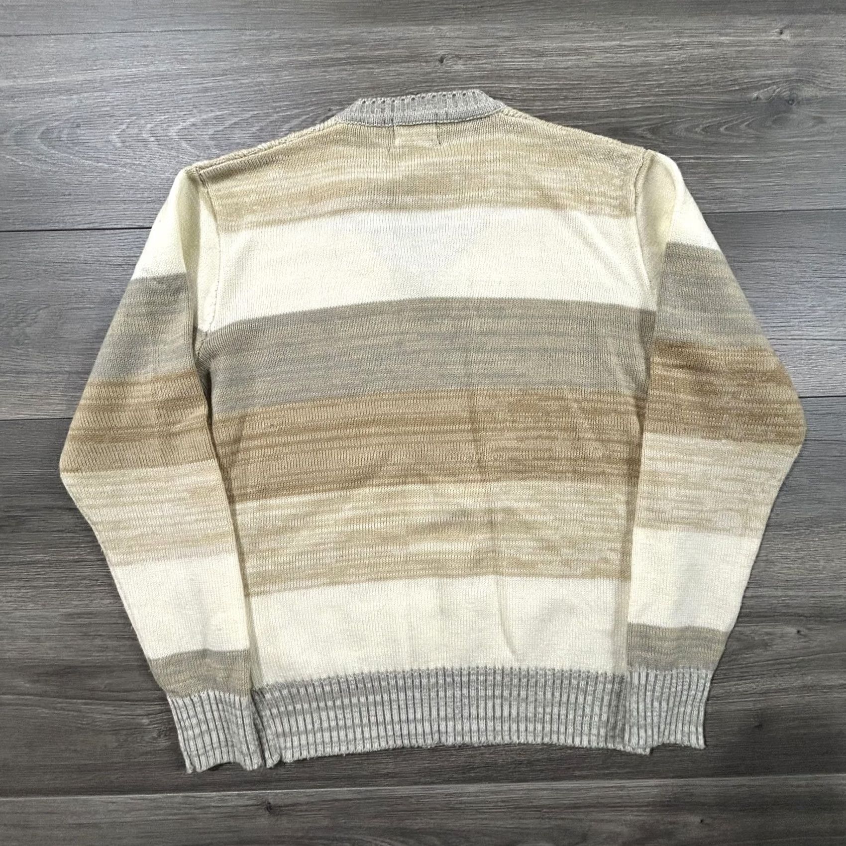 JCPenney VINTAGE JCPenney Sweater Mens M Beige Gray Stripe V-Neck Knit Acrylic 80s Retro Size US M / EU 48-50 / 2 - 2 Thumbnail