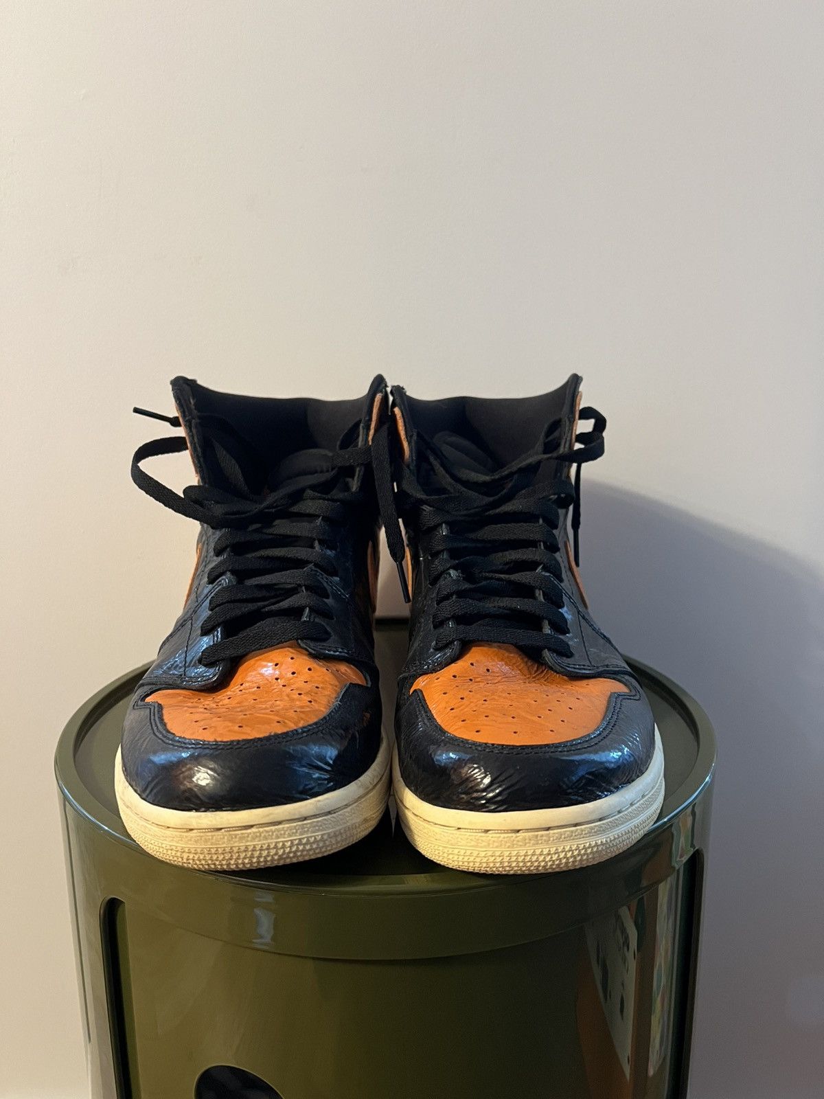 Jordan Brand Air Jordan 1 Shattered Backboard 3.0 Size US 13 / EU 46 - 1 Thumbnail