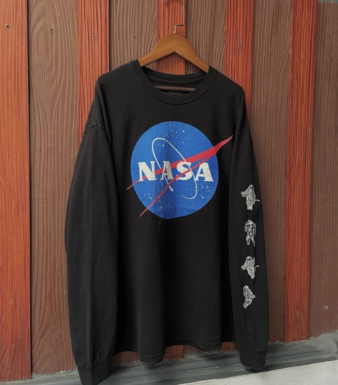 NASA NASA Logo Long Sleeve Tee Astronaut Sleeve Print XL Size US XL / EU 56 / 4 - 2 Thumbnail