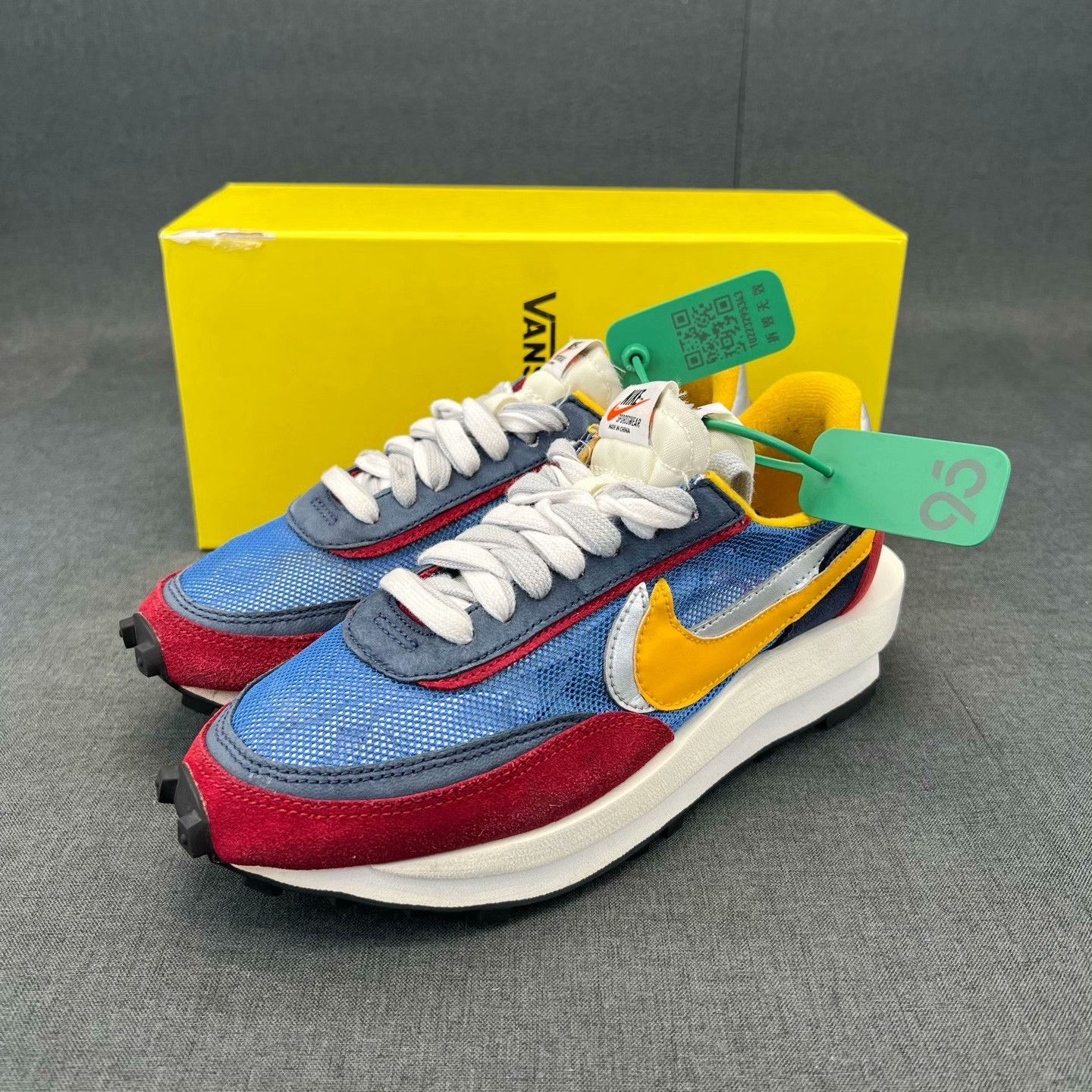 Sacai Sacai Blue Lowtop Sneakers 39 Men Size US 6.5 / EU 39-40 - 1 Thumbnail