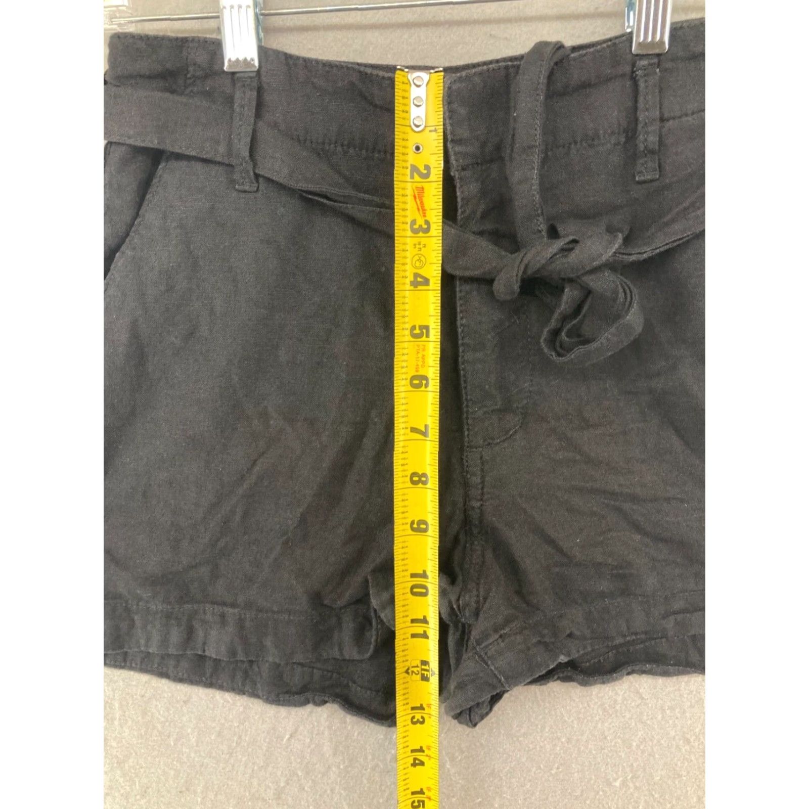 Abercrombie & Fitch Abercrombie & Fitch Womens Shorts XS Black Paperbag Short Women XS Black Abercrombie & Fitch Paperbag Shorts Black Size 26" / US 2 / IT 38 - 4 Thumbnail