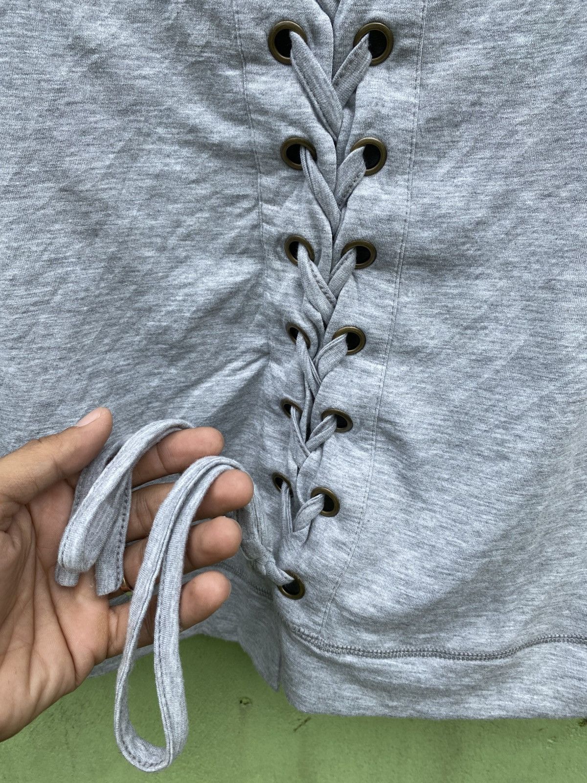 Japanese Brand Staccato Modern Grey Lace-Up Back Top Subtle Statement Piece Size M / US 6-8 / IT 42-44 - 14 Thumbnail
