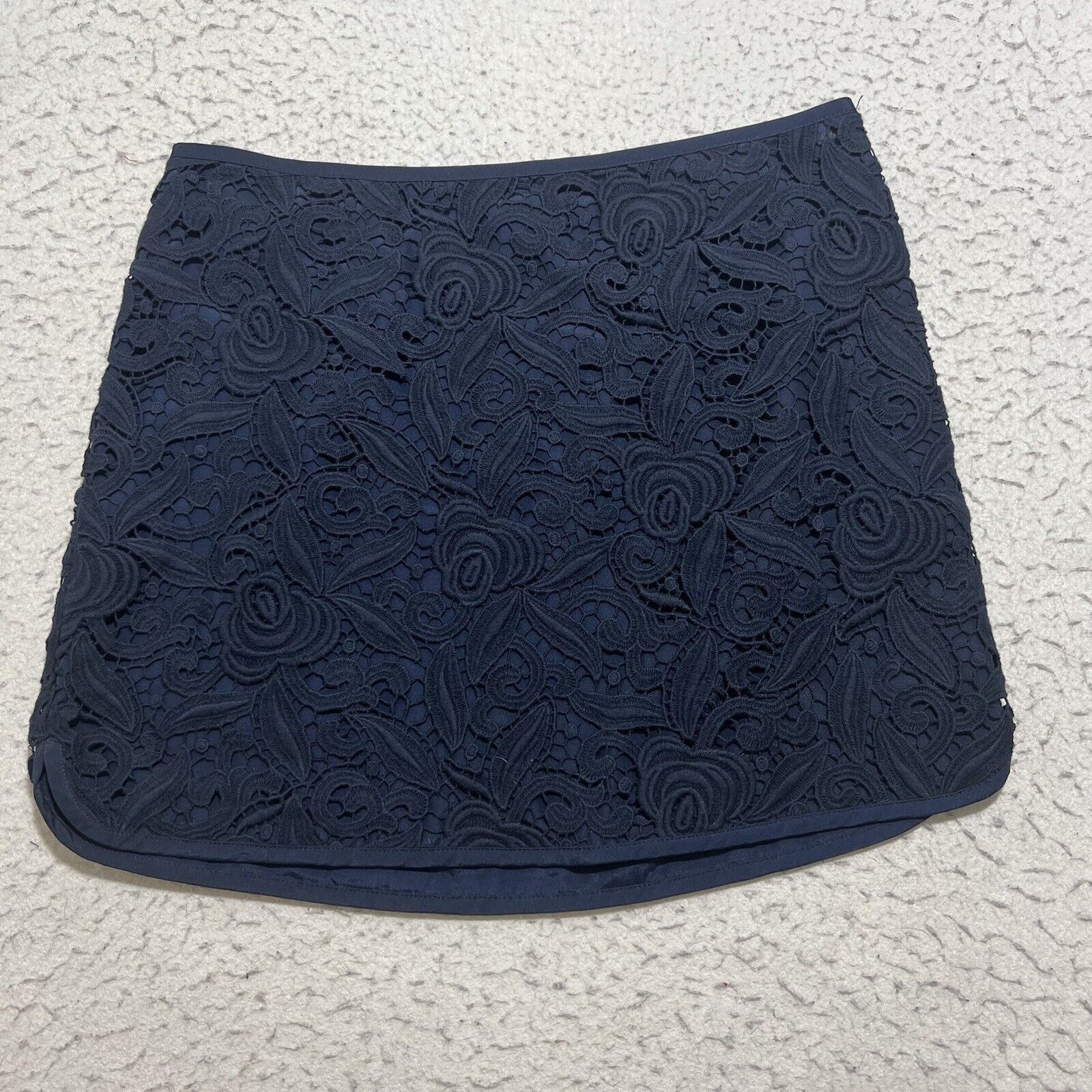 Juicy Couture Juicy Couture Mini Skirt Embroidery Lace Floral Lined Blue Size 27" / US 4 / IT 40 - 1 Thumbnail