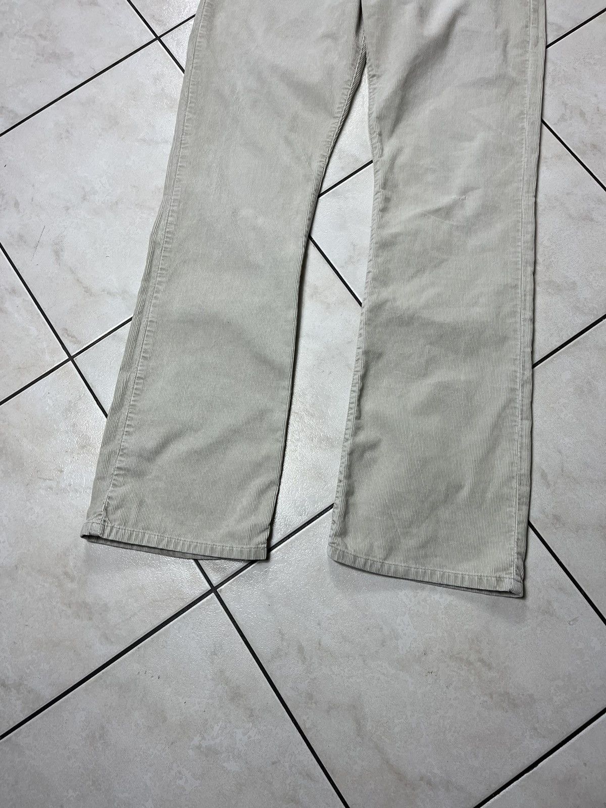 Levi's × Vintage Vintage Levi’s 507 flare corduroy cords y2k pants trousers Size US 34 / EU 50 - 5 Thumbnail