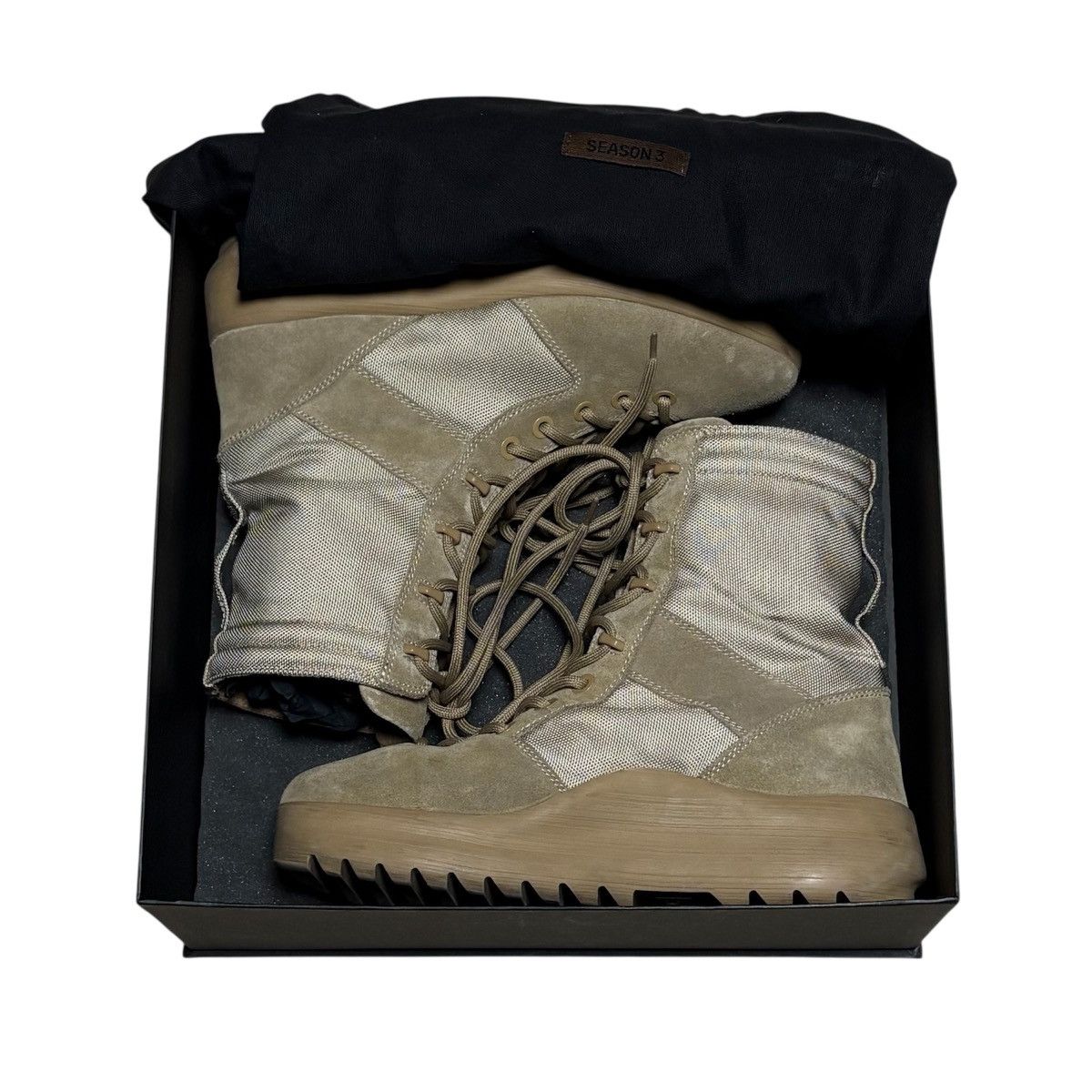 Yeezy YEEZY SEASON 3 MILITARY BOOTS ROCK YZY SZN Size US 10.5 / EU 43-44 - 3 Thumbnail