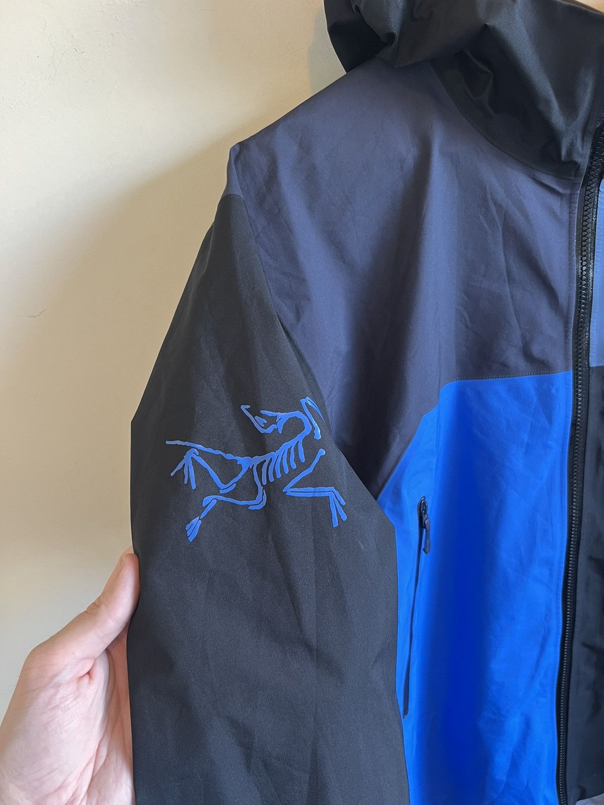 BEAMS x Arc'teryx Beta Jacket (Boro Blue) Size L Large