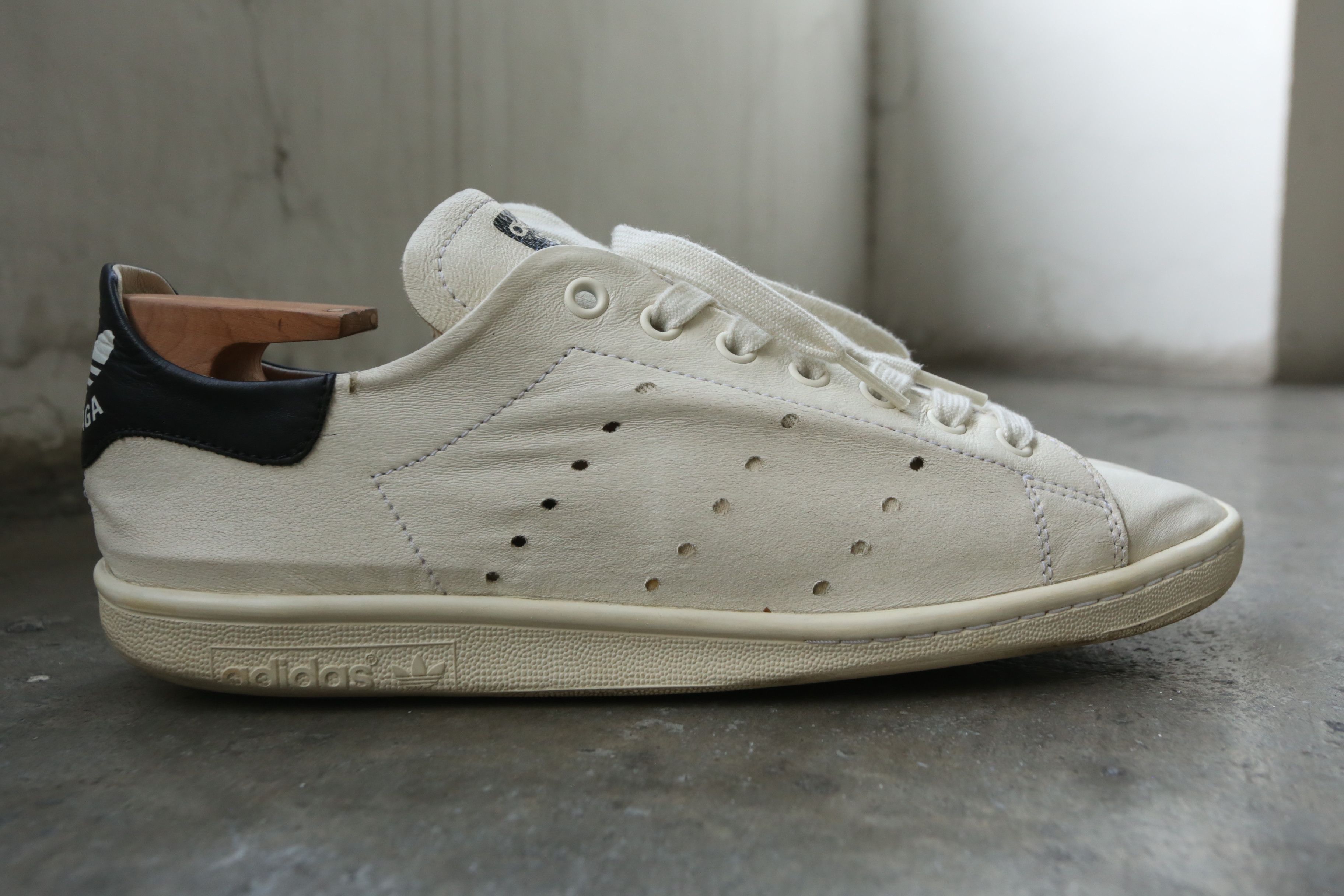 Adidas × Balenciaga Adidas - Balenciaga - Resort 2023 - Worn Out Stan Smith Size US 9 / EU 42 - 3 Thumbnail