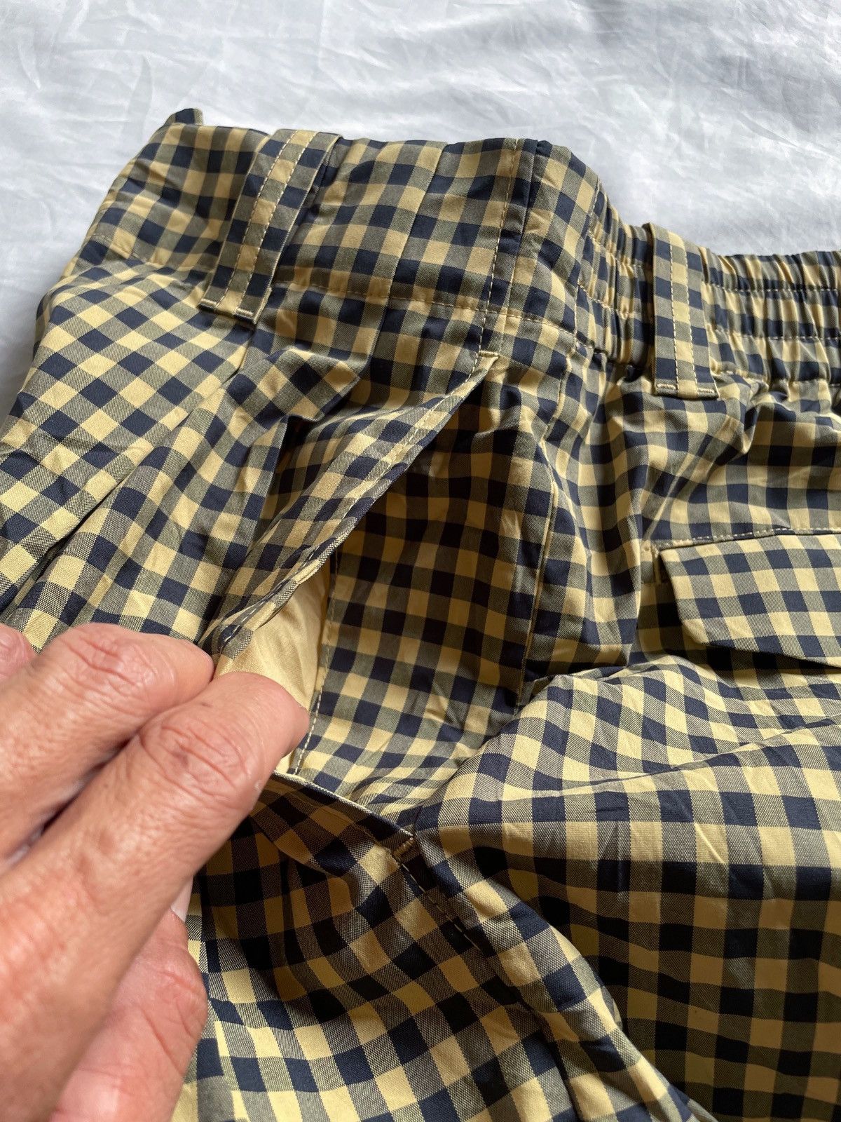 Marni × Uniqlo MARNI x UNIQLO BAGGY PLAID STYLE PANTS Size US 32 / EU 48 - 10 Thumbnail