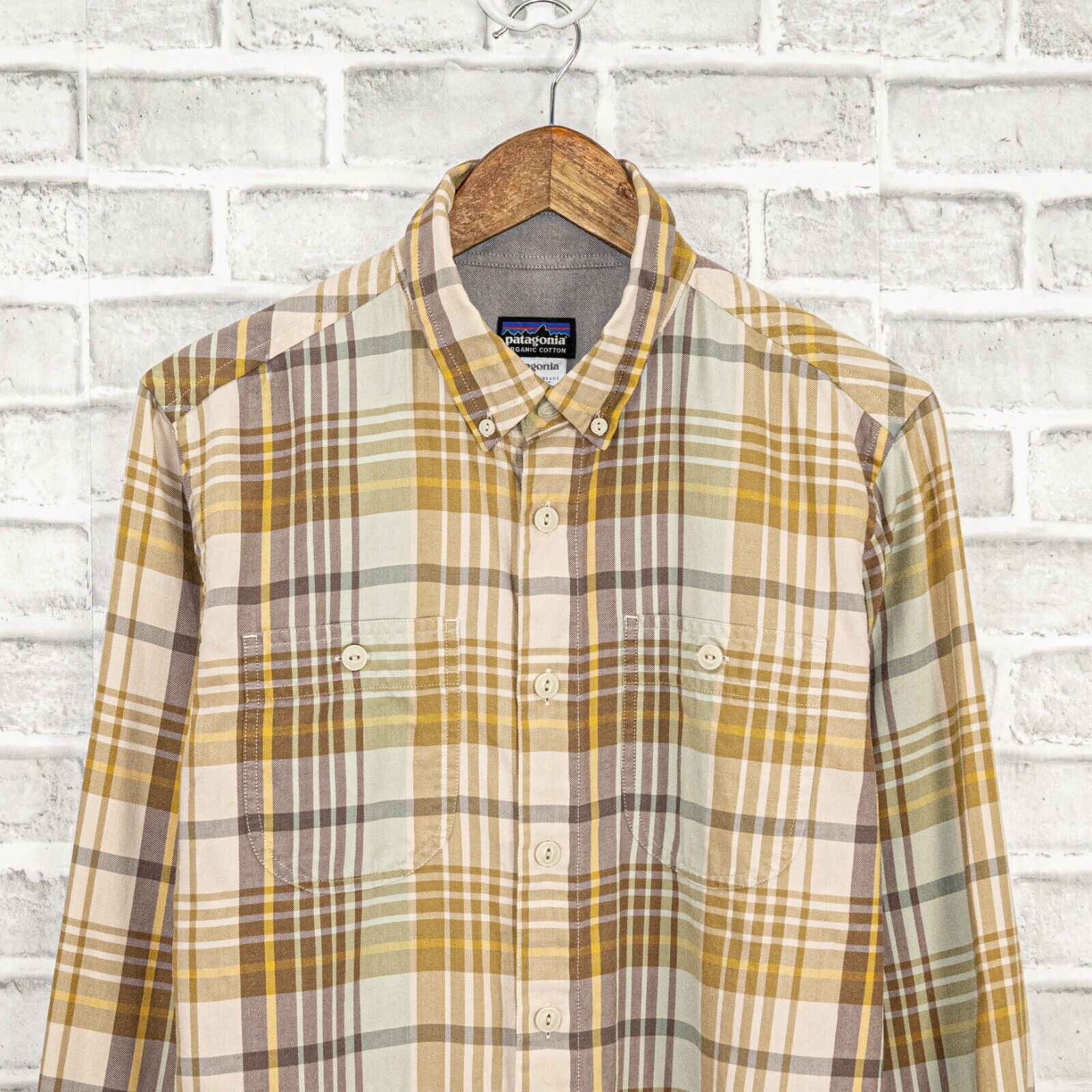 Patagonia Patagonia Button up Birdshot Shirt Bleached Stone Size US M / EU 48-50 / 2 - 3 Thumbnail