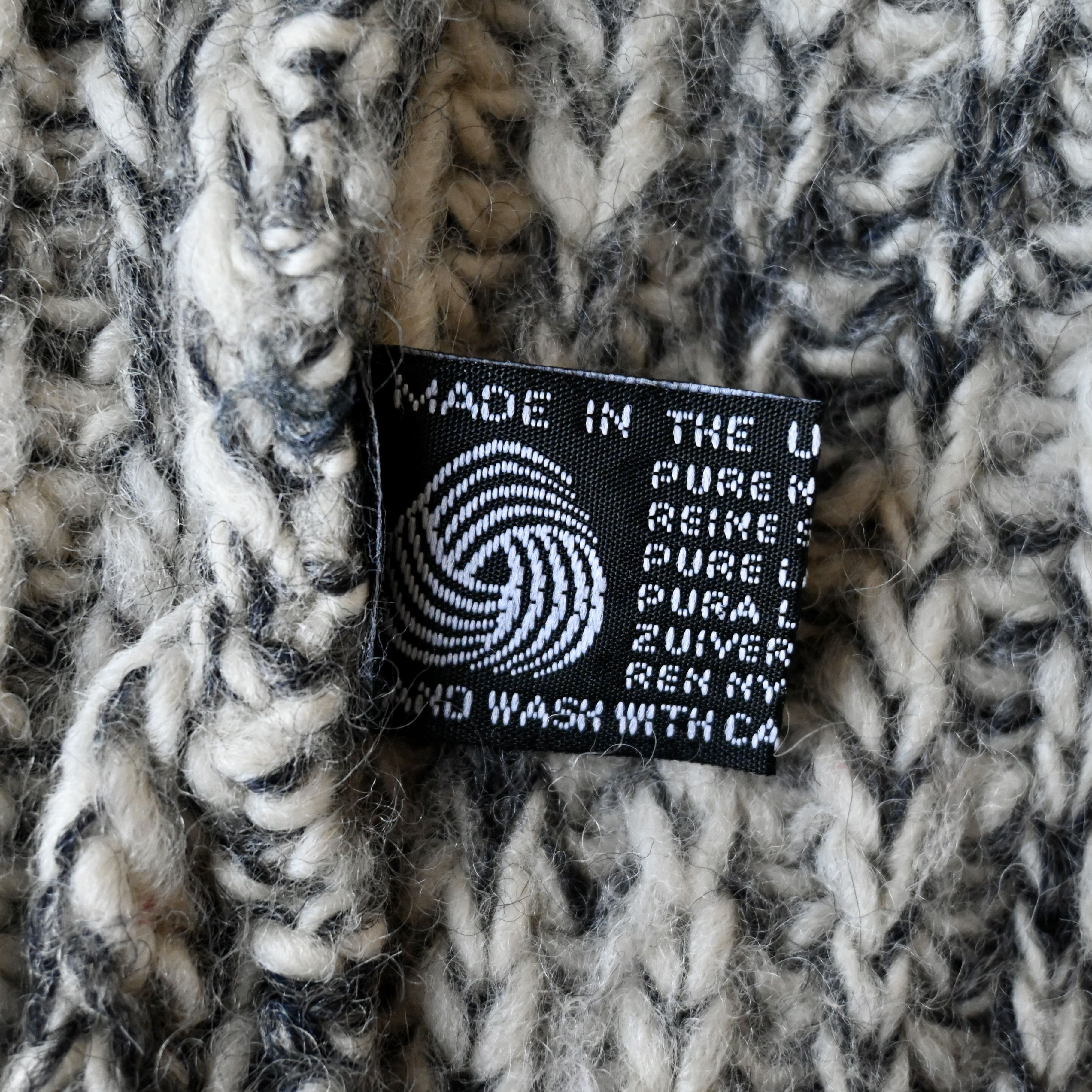 Vintage Vtg MOTHERS S.P.C. marled chunky knit sweater, made in UK Size S / US 4 / IT 40 - 12 Thumbnail