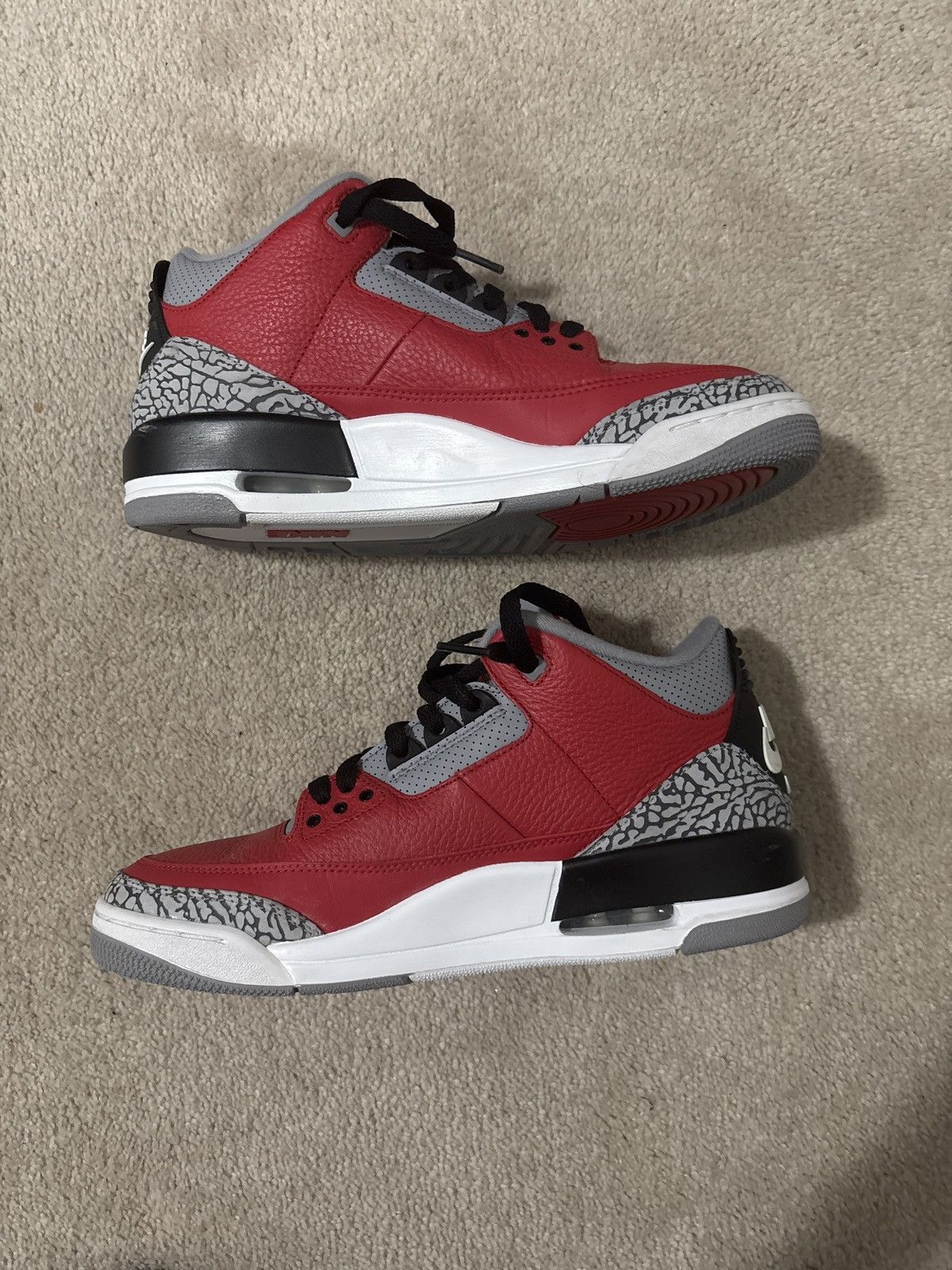 Jordan Brand Jordan 3 Retro SE Unite Size US 9.5 / EU 42-43 - 2 Thumbnail