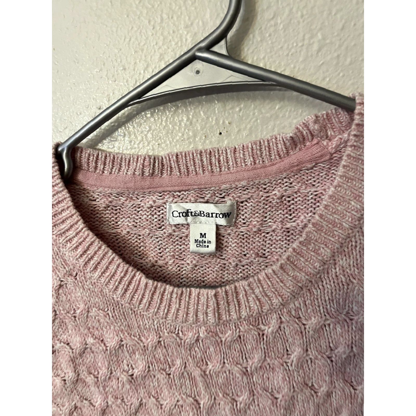 Croft & Barrow Croft & Barrow Women's Pink Crew Neck Cable Knit Sweater Pullover Size M Size M / US 6-8 / IT 42-44 - 2 Thumbnail