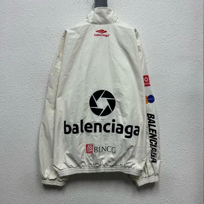 Balenciaga Balenciaga White Racing LOGO Embroidered Zipper Windbreake Size US S / EU 44-46 / 1 - 2 Thumbnail