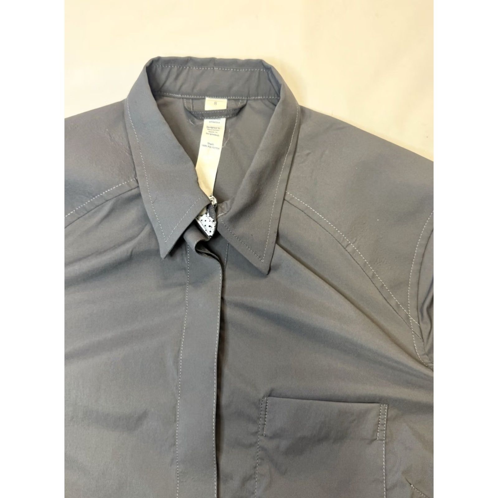 Lululemon Lululemon Urbanite Shirt Button-Up Gray Women’s 8 Vintage No Flawed Delamination Shoulder Break Size M / US 6-8 / IT 42-44 - 2 Thumbnail