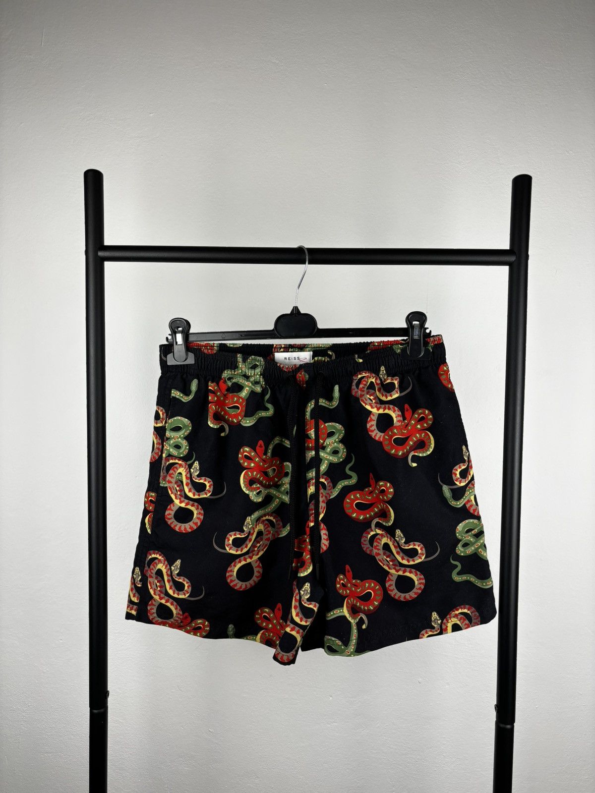 Reiss Reiss multicolour shorts size M Size US 32 / EU 48 - 1 Thumbnail