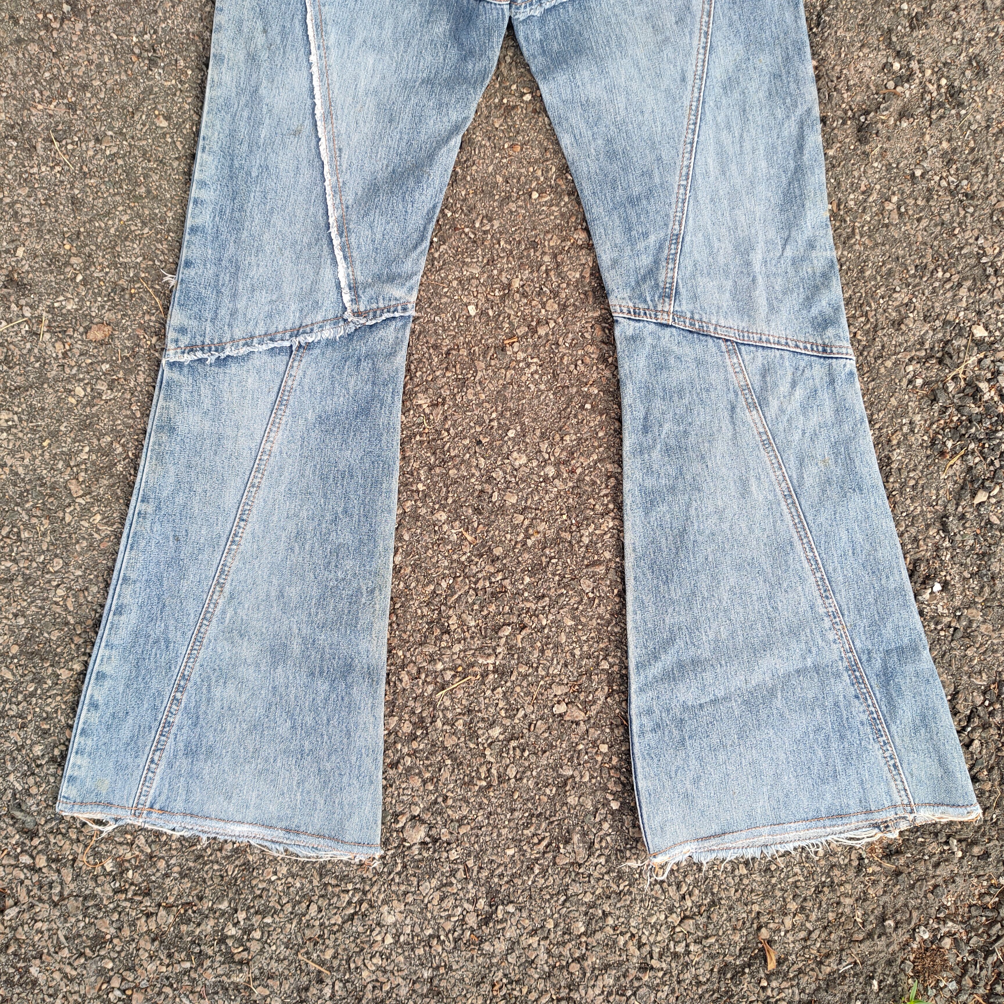 Japanese Brand FLARE VINTAGE JAPANESE FADED DISTRESSED JEANS DENIM PANTS Size US 28 / EU 44 - 10 Thumbnail