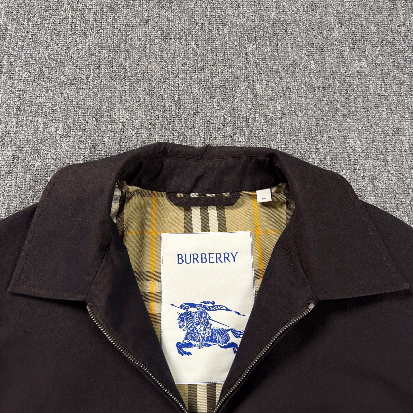 Burberry Burberry Tan Lapel Jacket 50 EU Near New Size US M / EU 48-50 / 2 - 3 Thumbnail