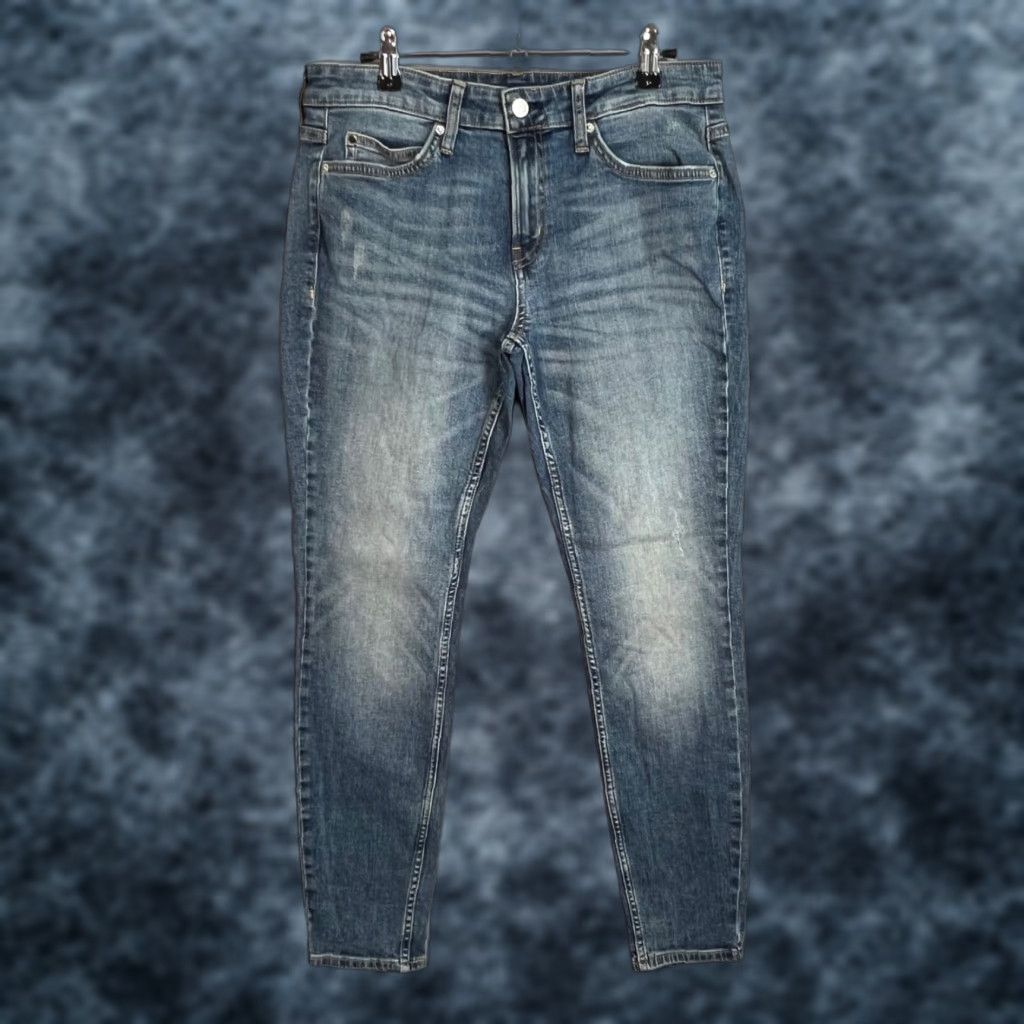 Calvin Klein VINTAGE Calvin Klein Jeans Womens 8 / 30 Slim Skinny Denim Pants Mid Rise Blue Cotton Blend 28.5 Inseam Womens Size 30" / US 8 / IT 44 - 1 Thumbnail