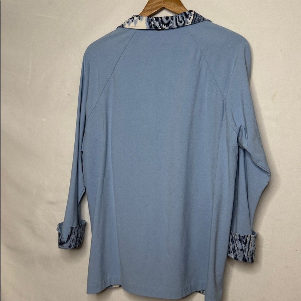 St. John St. John Sport leopard print collar wrist cuffs jacket sz M Size M / US 6-8 / IT 42-44 - 6 Thumbnail