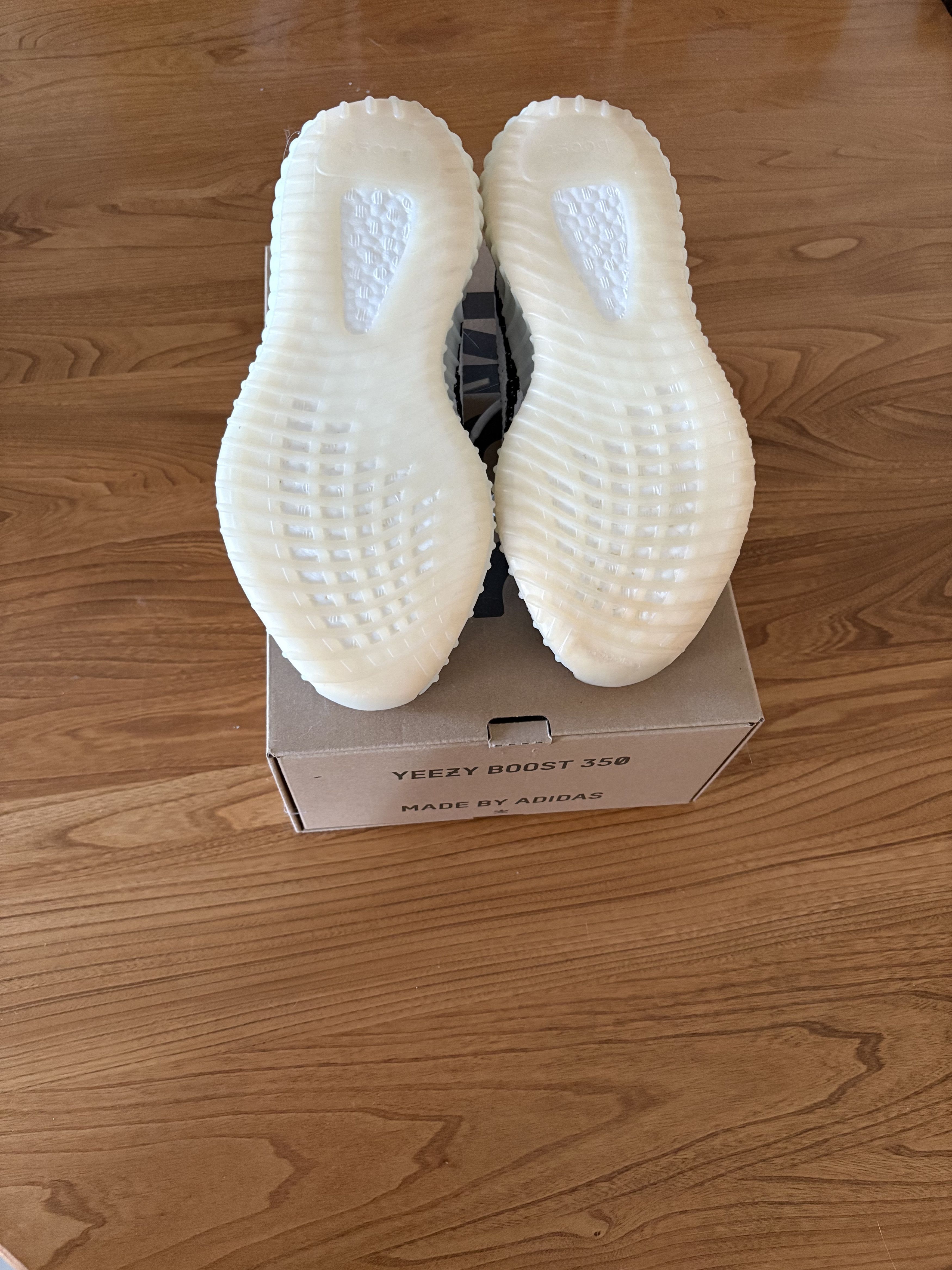 Yeezy Yeezy Boost 350 V2 Zebra Size US 8 / EU 41 - 2 Thumbnail