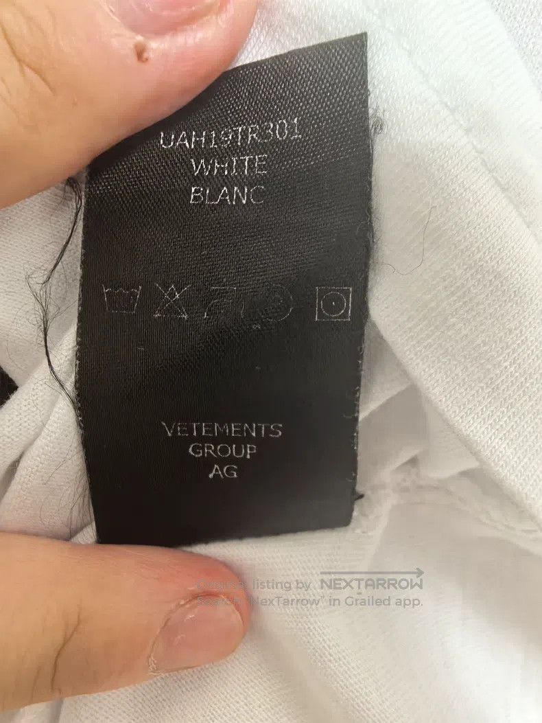 Vetements Vetements Printed Short Sleeve Size US M / EU 48-50 / 2 - 8 Thumbnail