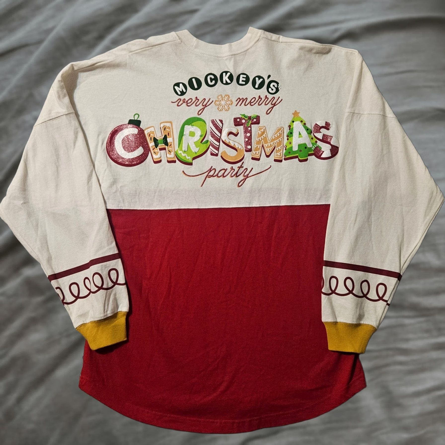 Disney Disney Spirit Jersey Christmas Party 2019 Mickey's Very Merry World Shirt Small Size S / US 4 / IT 40 - 1 Thumbnail