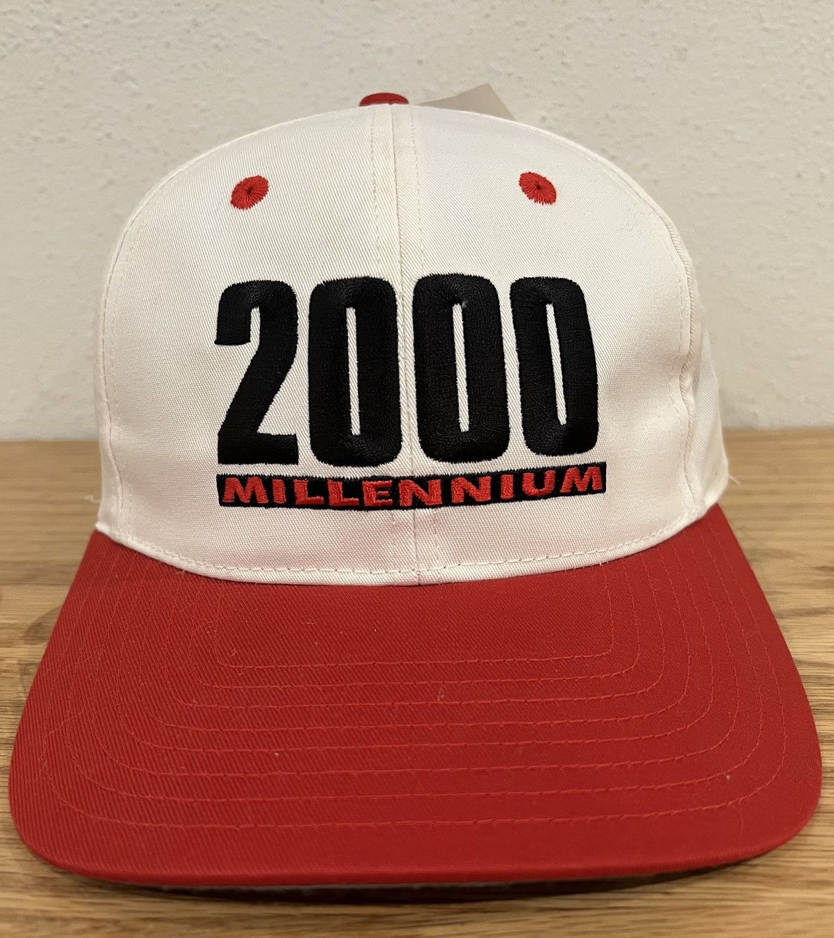 Vintage Vintage Millennium 2000 hat Size ONE SIZE - 2 Thumbnail
