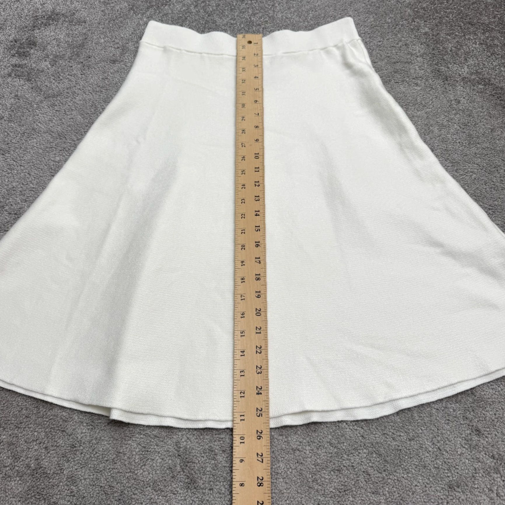 Vintage Lark + Grey Skirt Womens XL A-Line Knee Length White Knit Stretch Elastic Waist Fall Spring Summer Classic Vintage: No, Label: N/A Size 40" / US 18 - 7 Thumbnail
