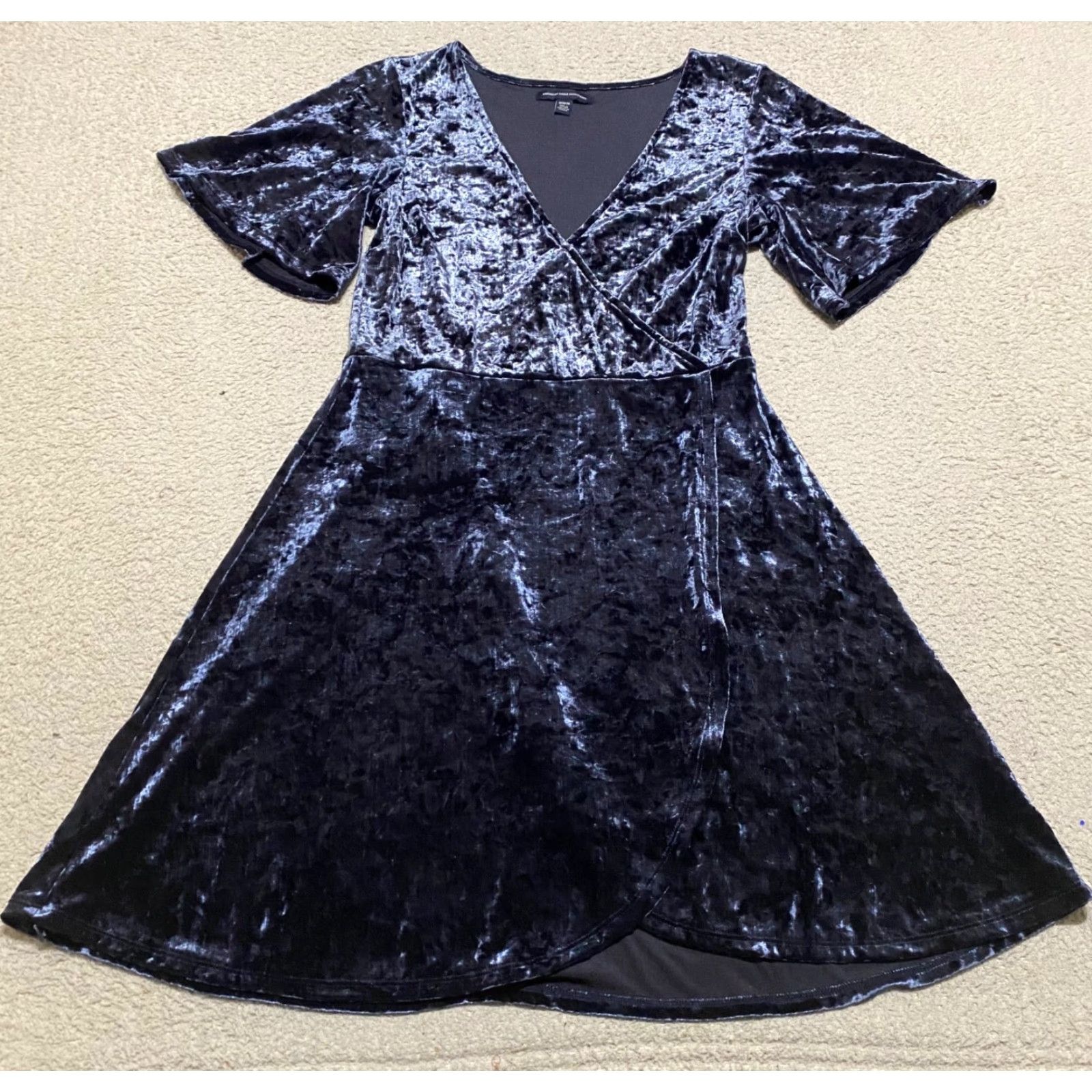 American Eagle Outfitters American Eagle Outfitters Dress Womens M Short Sleeve V Neck Velvet Blue Size 32" / US 10 / IT 46 - 2 Thumbnail
