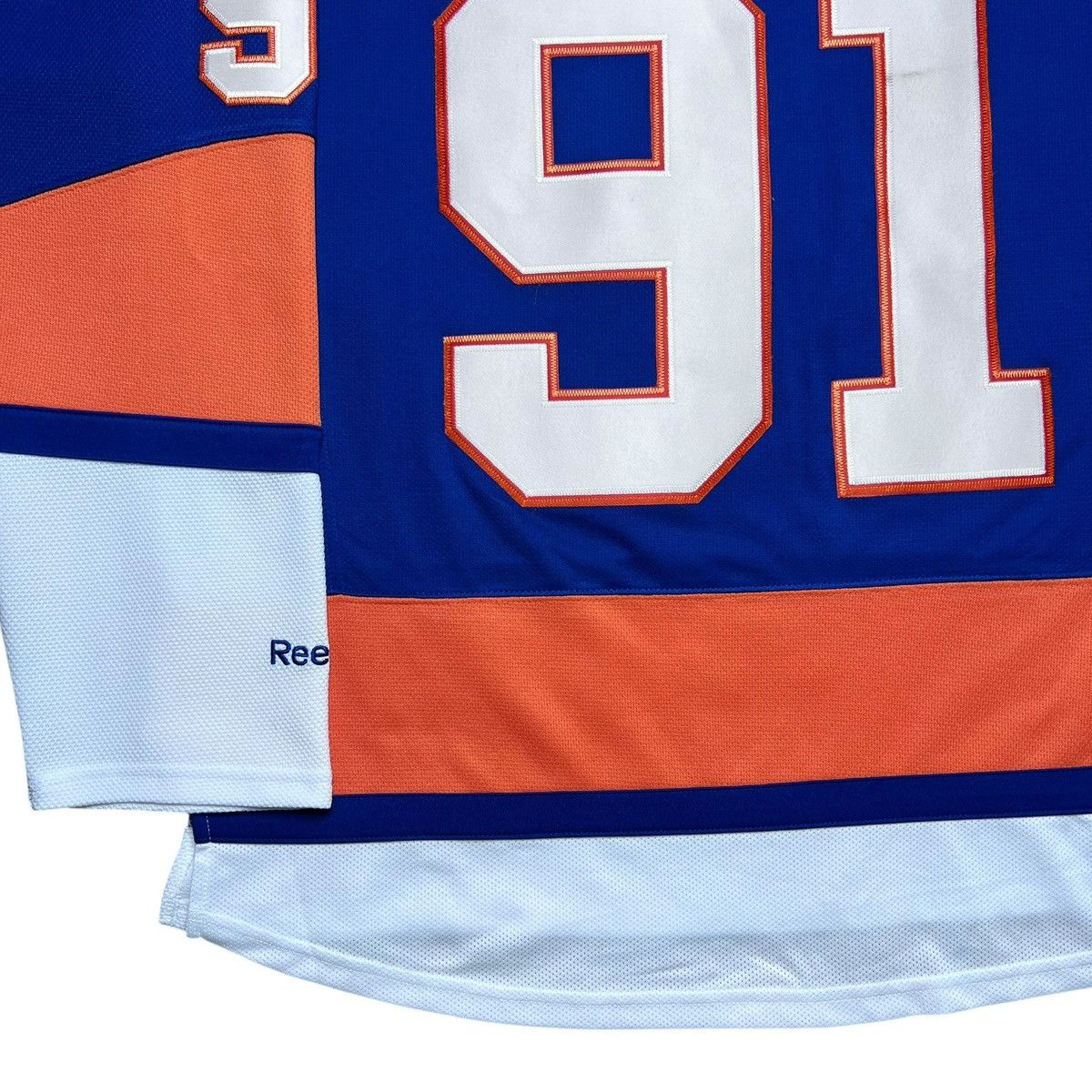 Reebok New York Islanders Tavares Inaugural Season Reebok Jersey Size US L / EU 52-54 / 3 - 23 Thumbnail
