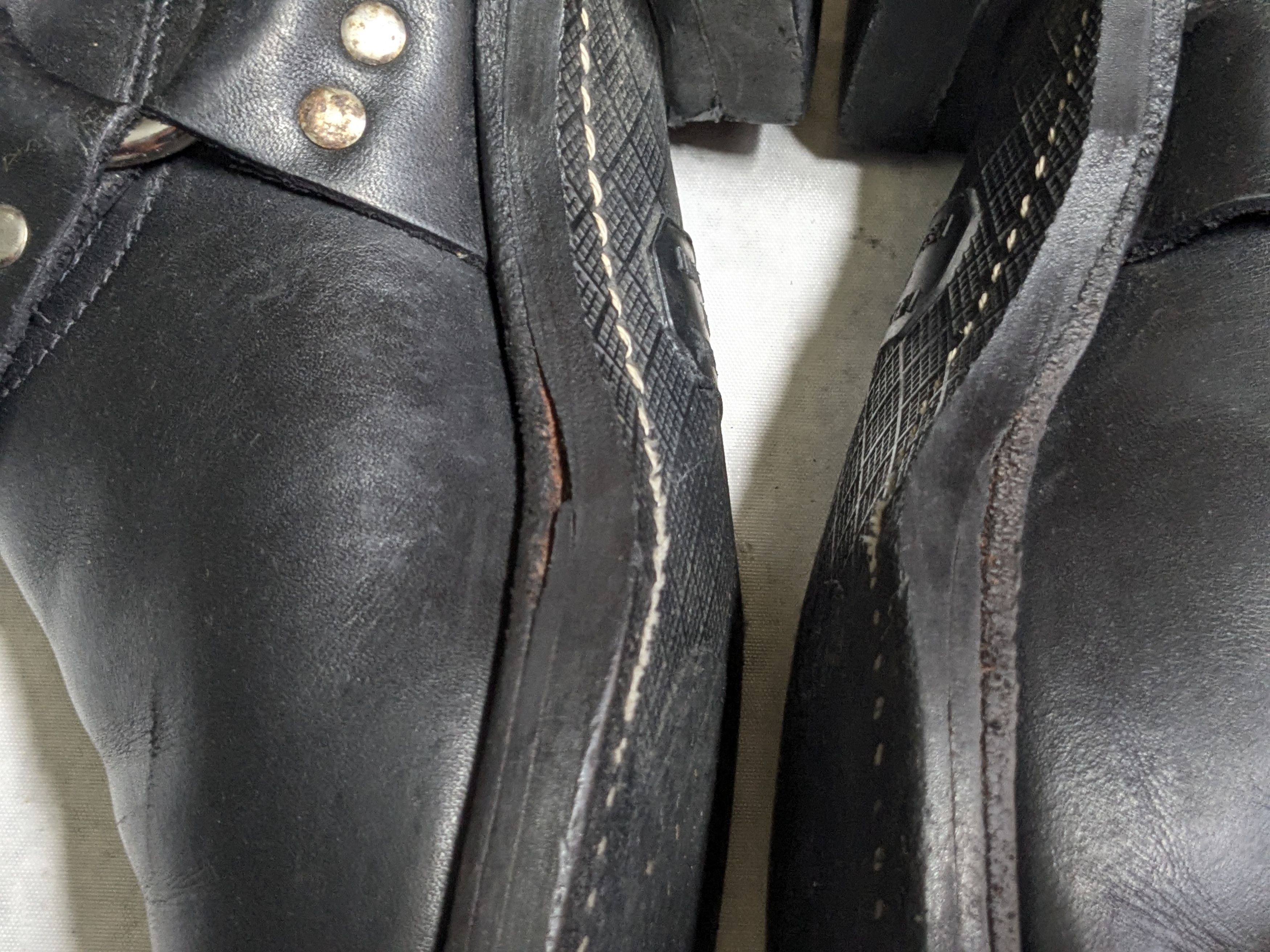 Frye Frye Harness Black Leather 9 M Leather Buckle Size US 9 / EU 42 - 14 Thumbnail