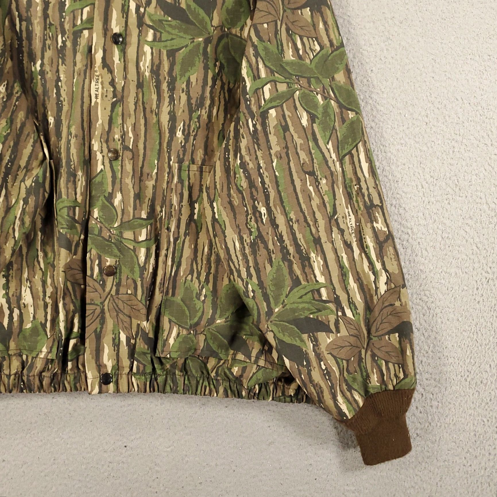 Vintage Vintage Liberty Camo Hunting Jacket Mens 2X Camoflauge Snap Up Long Sleeve USA Size US XXL / EU 58 / 5 - 7 Thumbnail