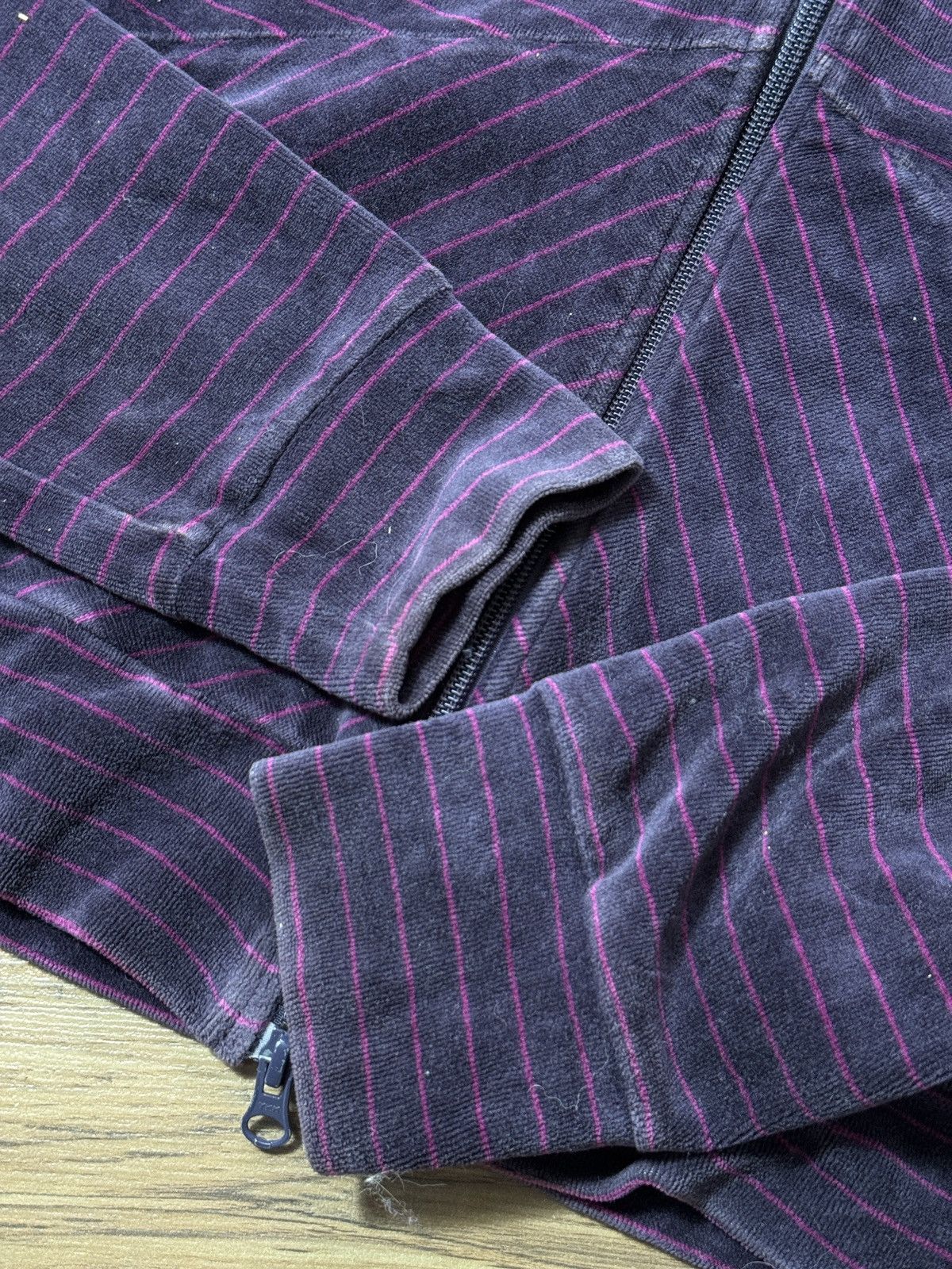 Nike × Vintage VINTAGE NIKE VELOUR 2000s ZIP UP HOODIE Size XL / US 12-14 / IT 48-50 - 4 Thumbnail
