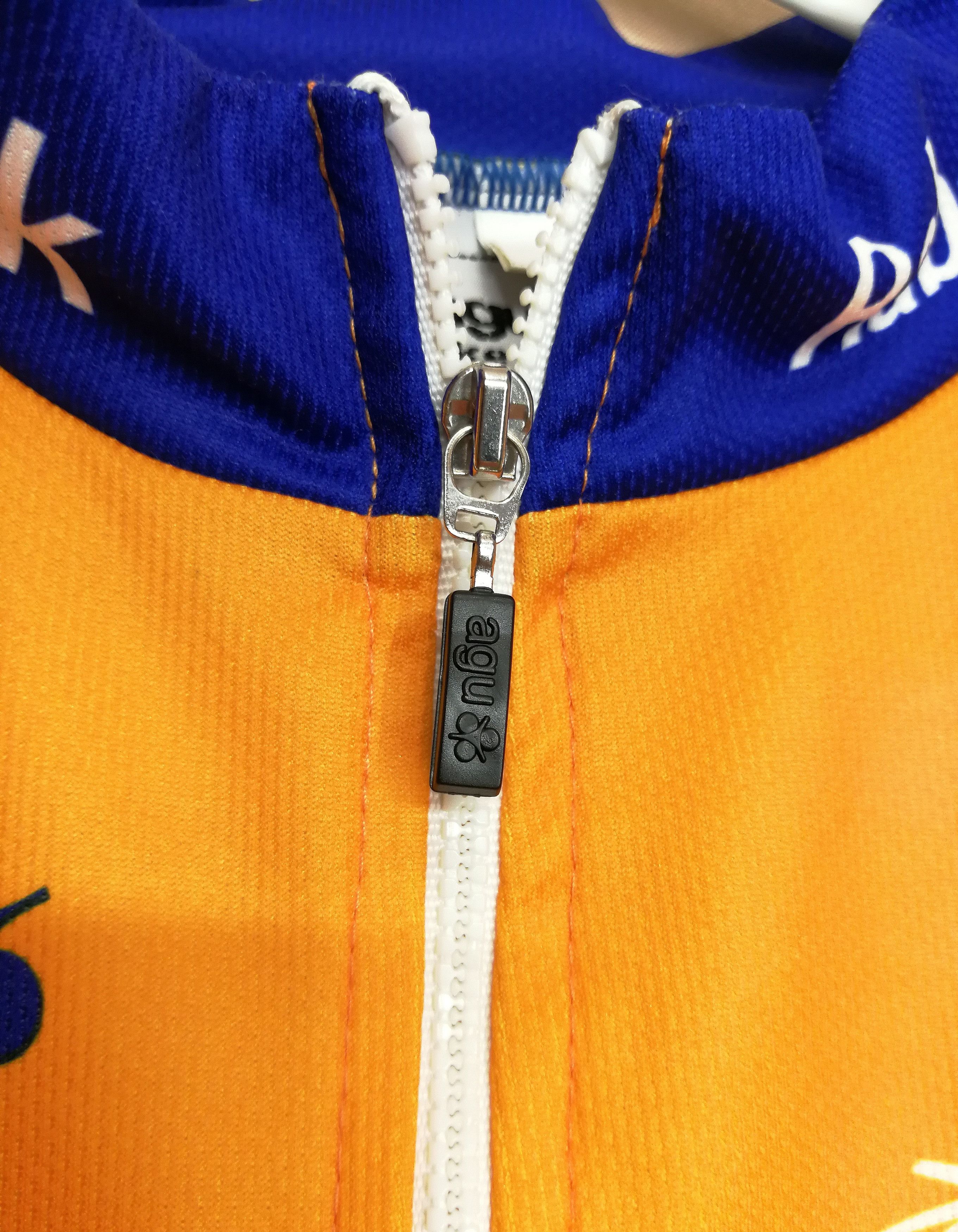 Vintage Agu Rabobank Warm Cycling Jersey Uci Pro Tour LS Size US M / EU 48-50 / 2 - 3 Thumbnail