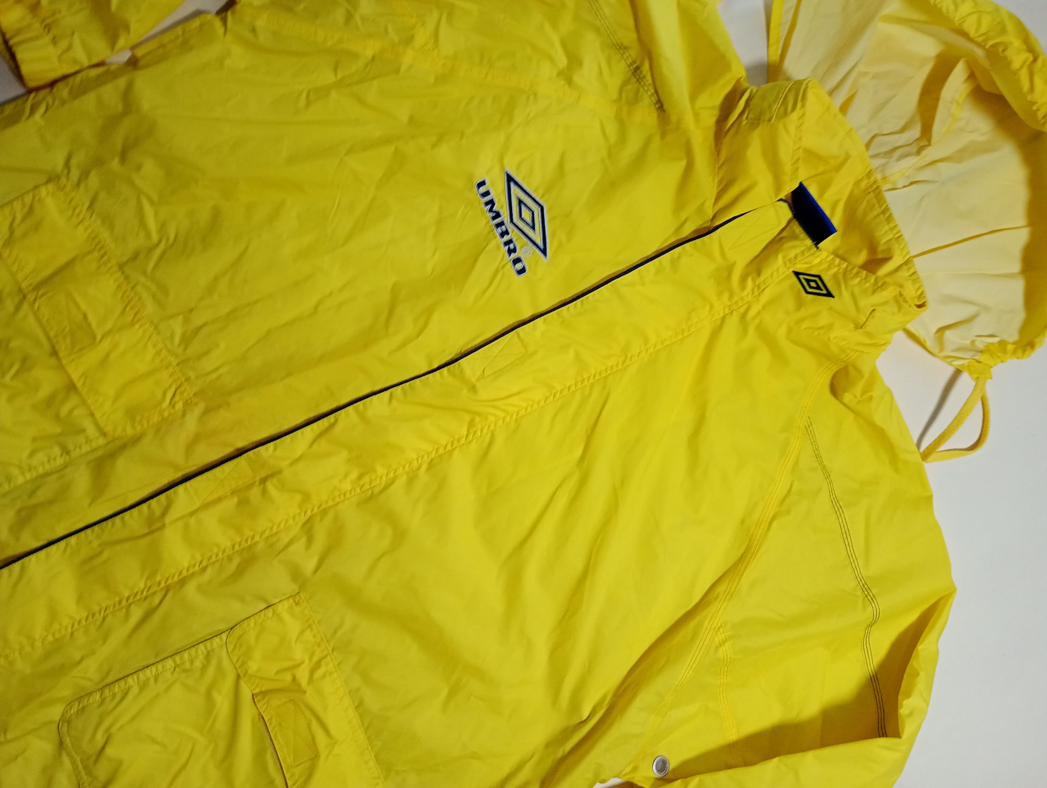 Umbro Umbro Training Jacket Vintage 90's Size US XL / EU 56 / 4 - 4 Thumbnail