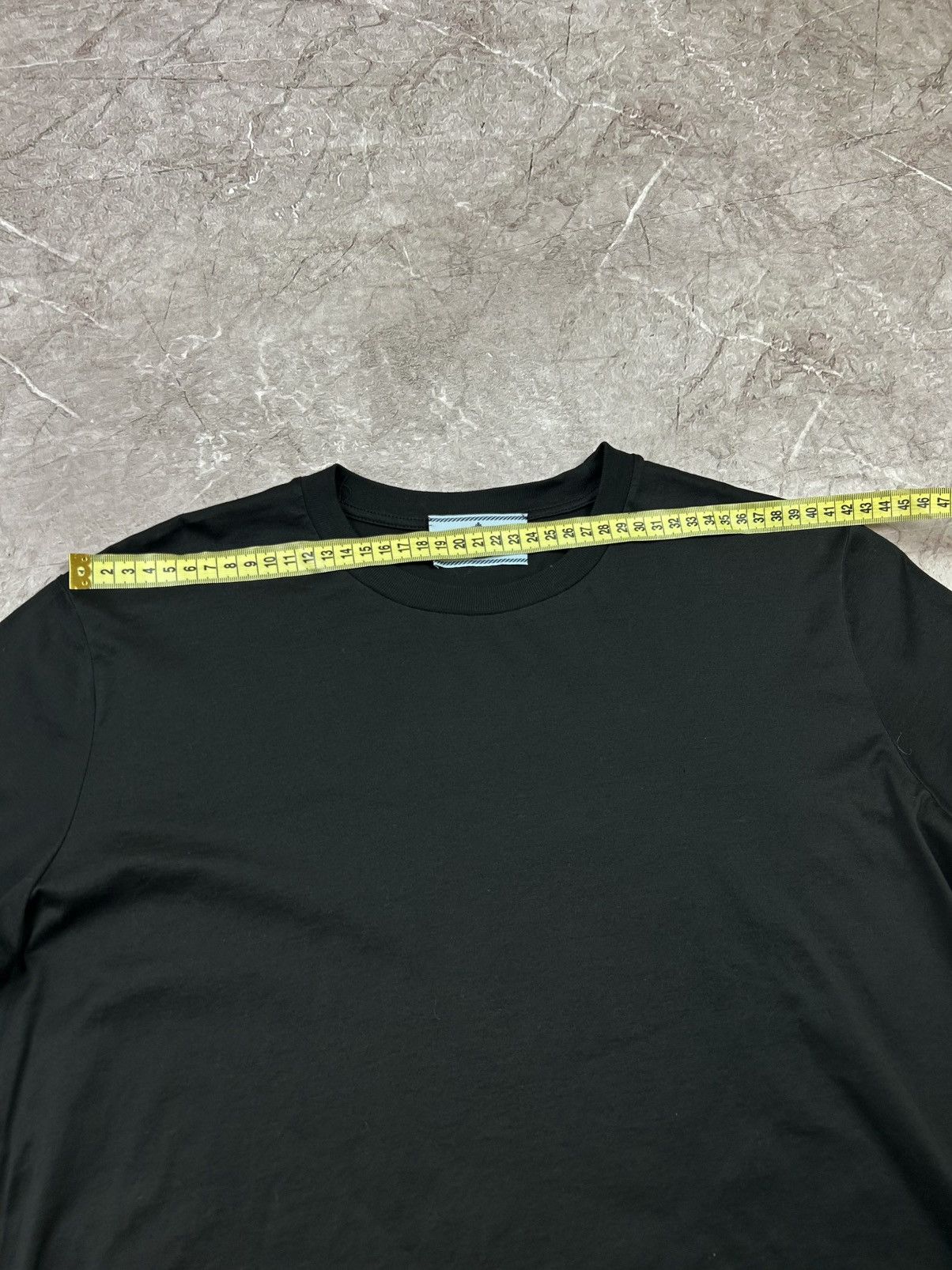 Prada Prada Milano T-shirt Women’s Size L Size L / US 10 / IT 46 - 12 Thumbnail