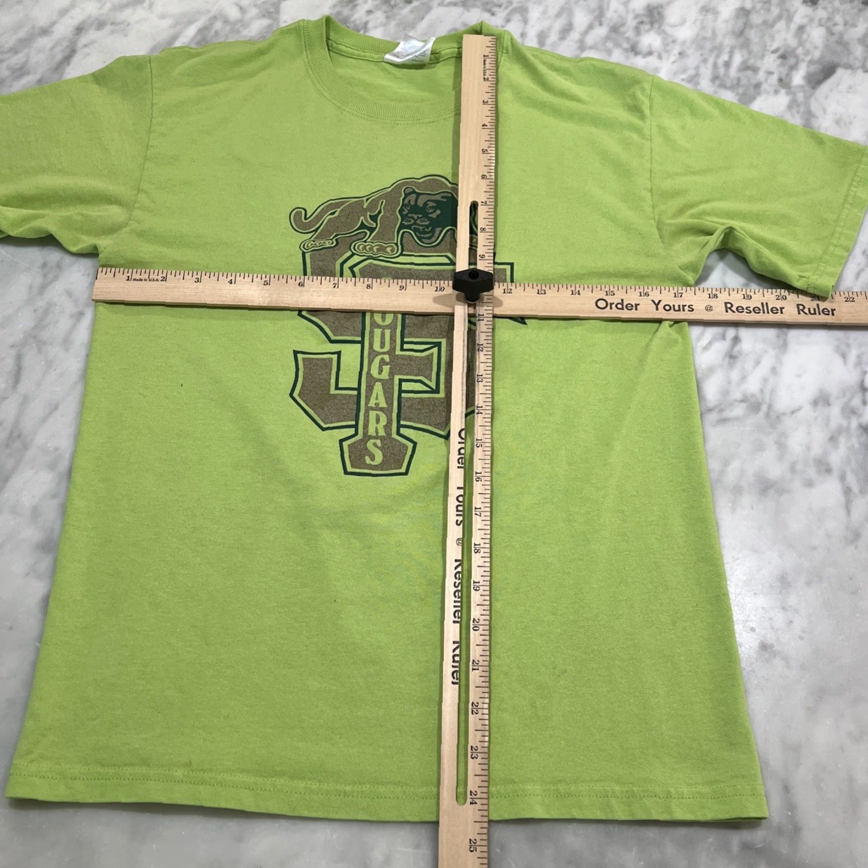 Hanes VINTAGE Hanes Cougars T Shirt Size S Green Logo Men's Short Sleeve Crew Neck Graphic Print - Light stain lower front Size US S / EU 44-46 / 1 - 7 Thumbnail