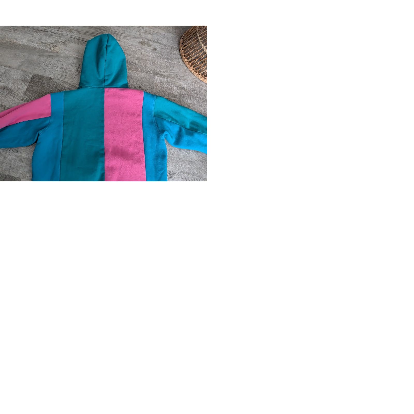 Teddy Fresh Teddy Fresh Hoodie Colorblock Teal Blue Pink Women's M EUC Hooded Sweatshirt Casual Travel Size M / US 6-8 / IT 42-44 - 10 Thumbnail