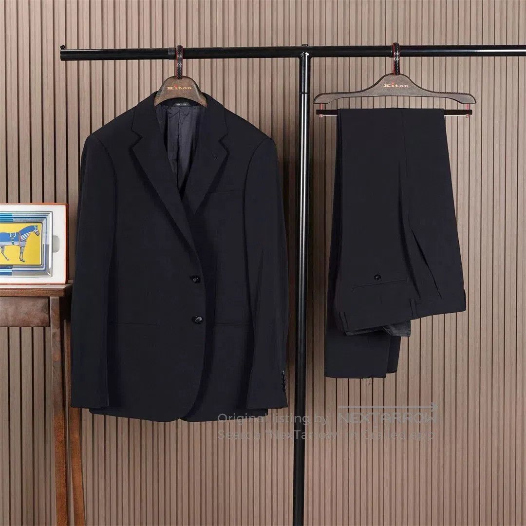 Giorgio Armani Armani GA Suit Jacket with Tech Fabric. Size US L / EU 52-54 / 3 - 1 Thumbnail