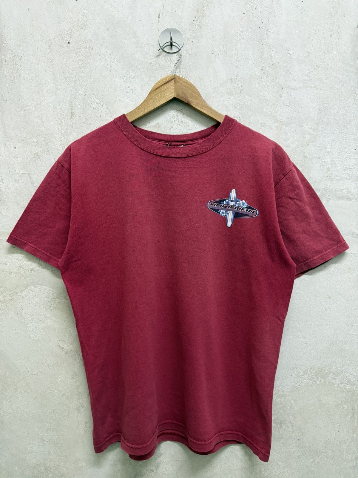 Vintage Thrashed Faded 2000s Hawaiian Surf Tee Size US M / EU 48-50 / 2 - 3 Thumbnail