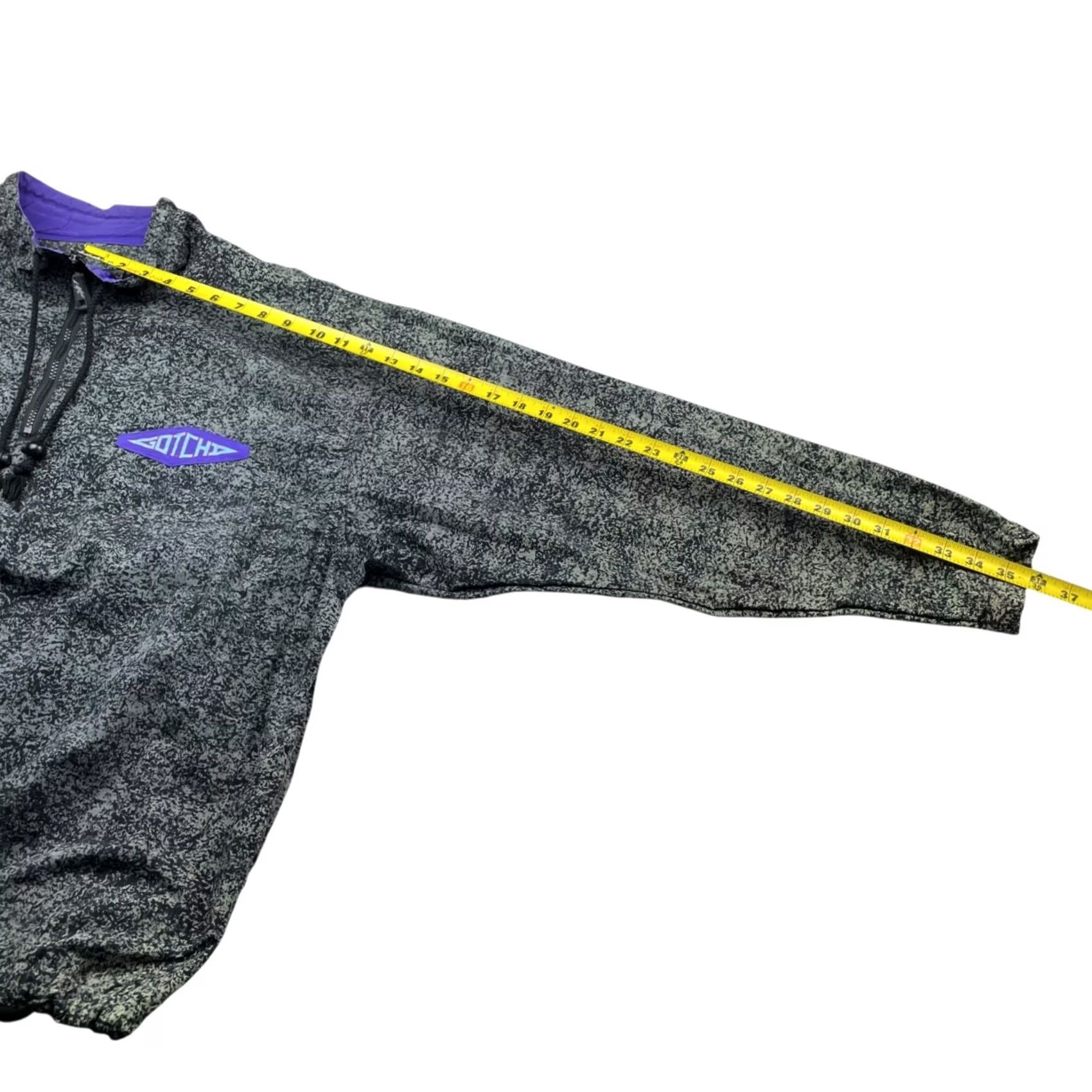 Gotcha VINTAGE Gotcha Windbreaker Jacket 1/4 Zip Pullover Gray Large Mens 100% Nylon Size US L / EU 52-54 / 3 - 5 Thumbnail