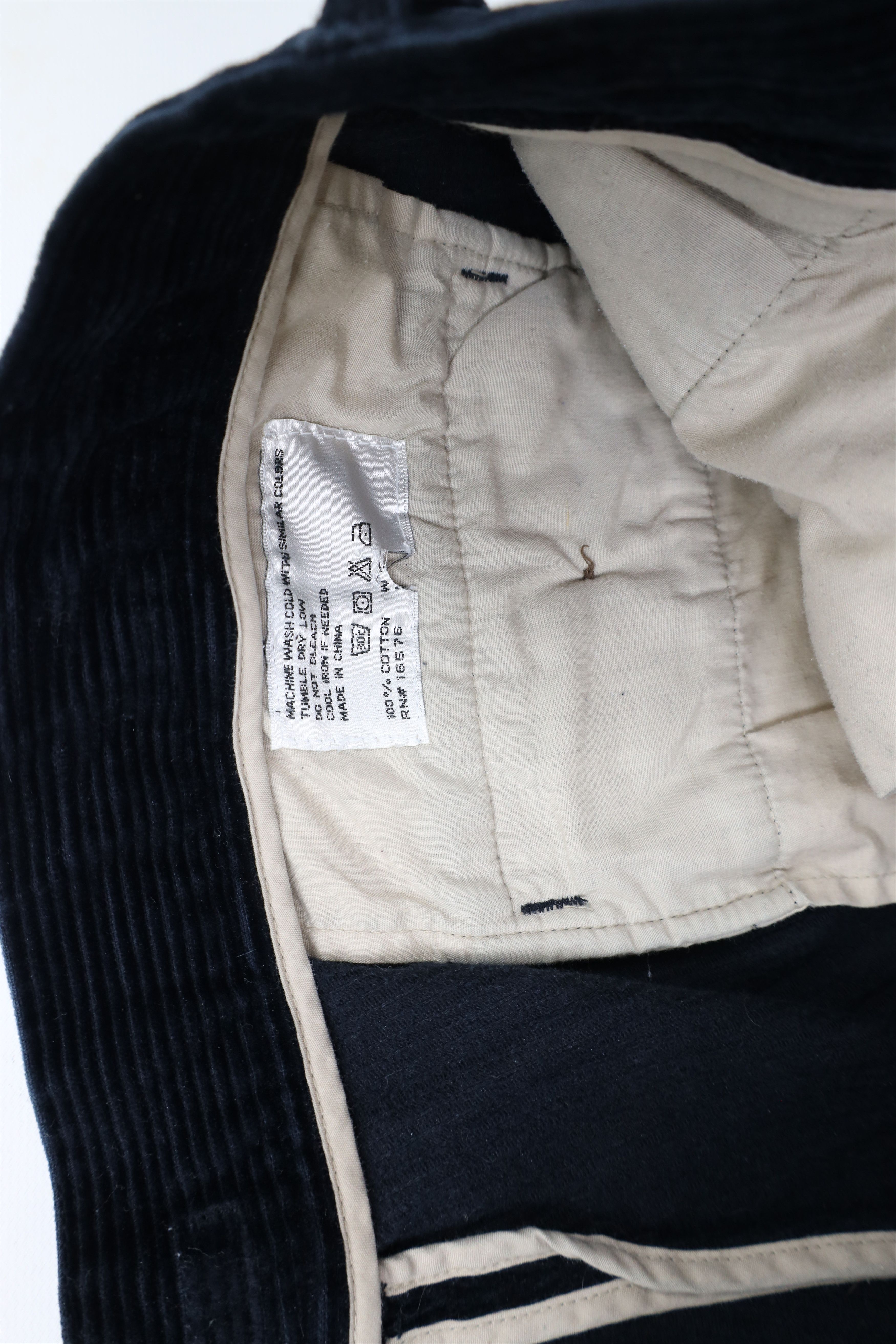 Vintage Vintage 90s Streetwear Cuffed Wide Leg Corduroy Pants Size US 34 / EU 50 - 9 Thumbnail