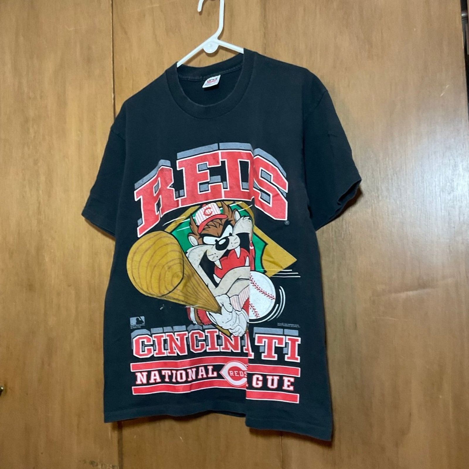 Anvil Vintage Cincinnati Red Taz Shirt Size US XL / EU 56 / 4 - 2 Thumbnail