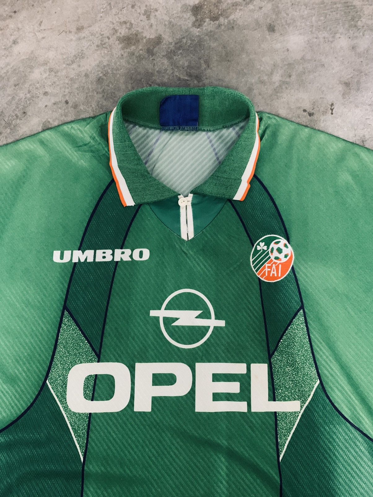 Umbro Ireland Home 1994/95 Size US L / EU 52-54 / 3 - 3 Thumbnail
